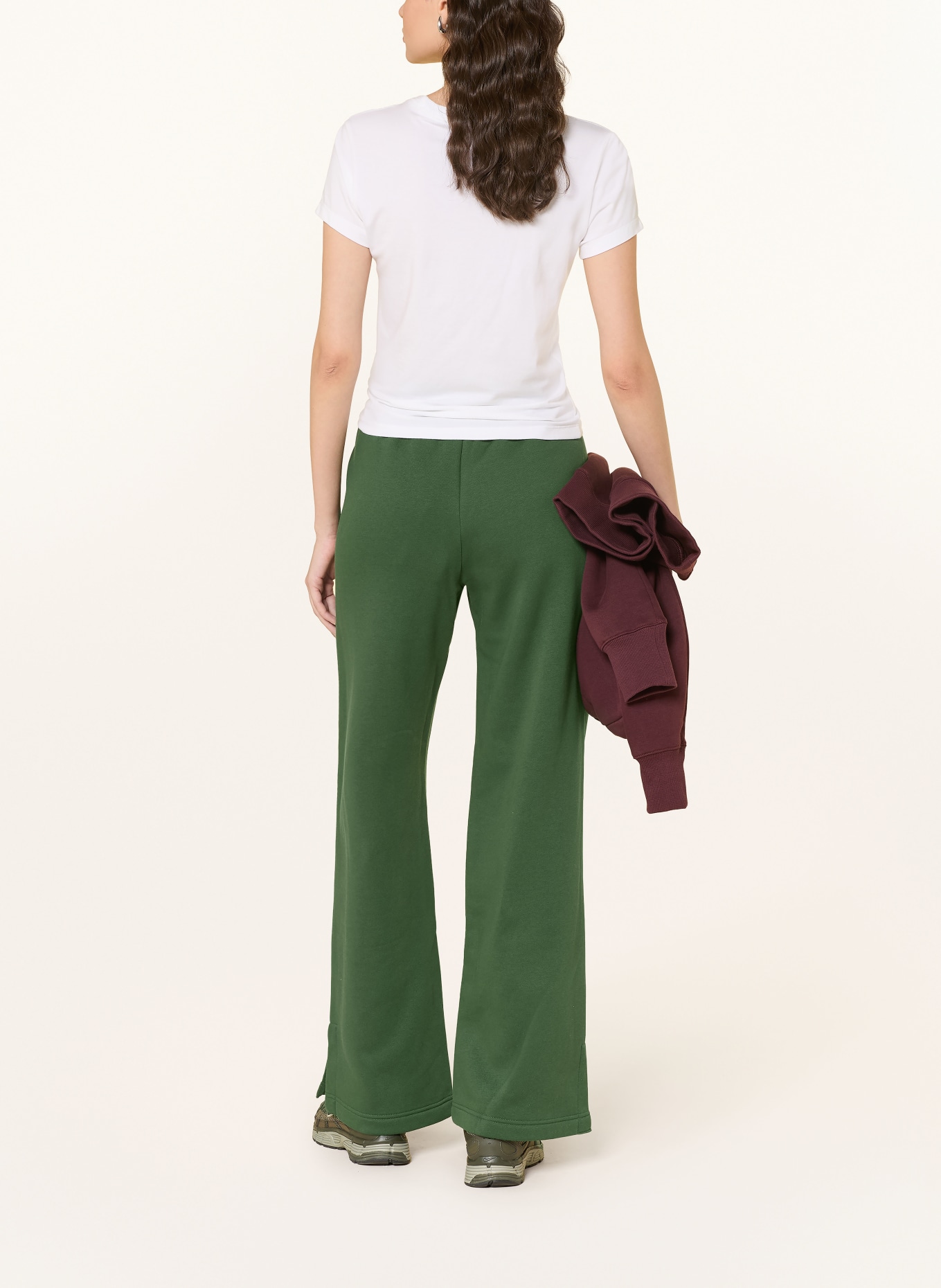 Nike sweatpants: GREEN