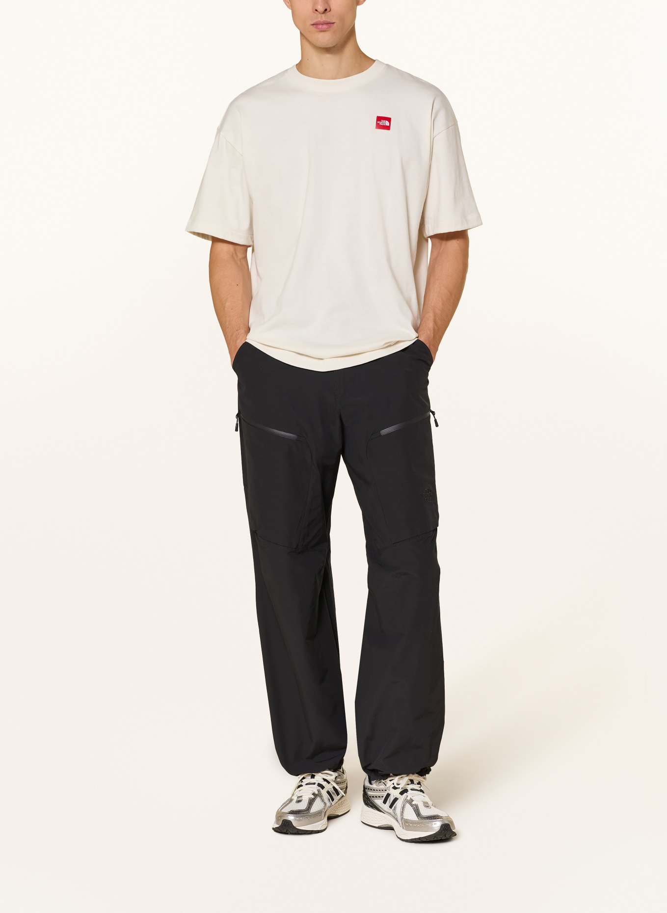 THE NORTH FACE T-Shirt REDBOX: ECRU / ROT / WEISS