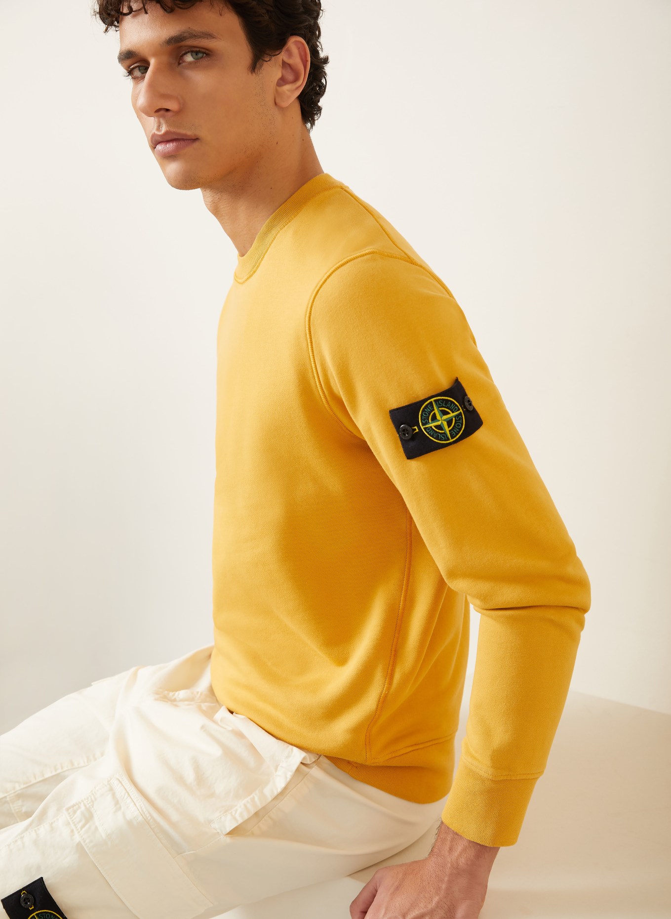 STONE ISLAND Sweatshirt: DUNKELGELB