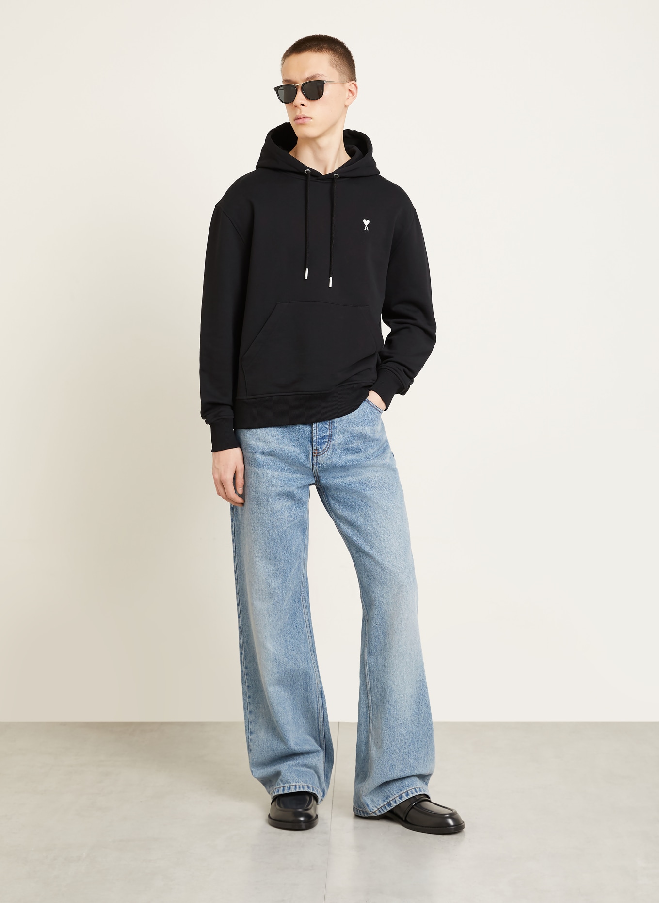 AMI PARIS Hoodie: SCHWARZ