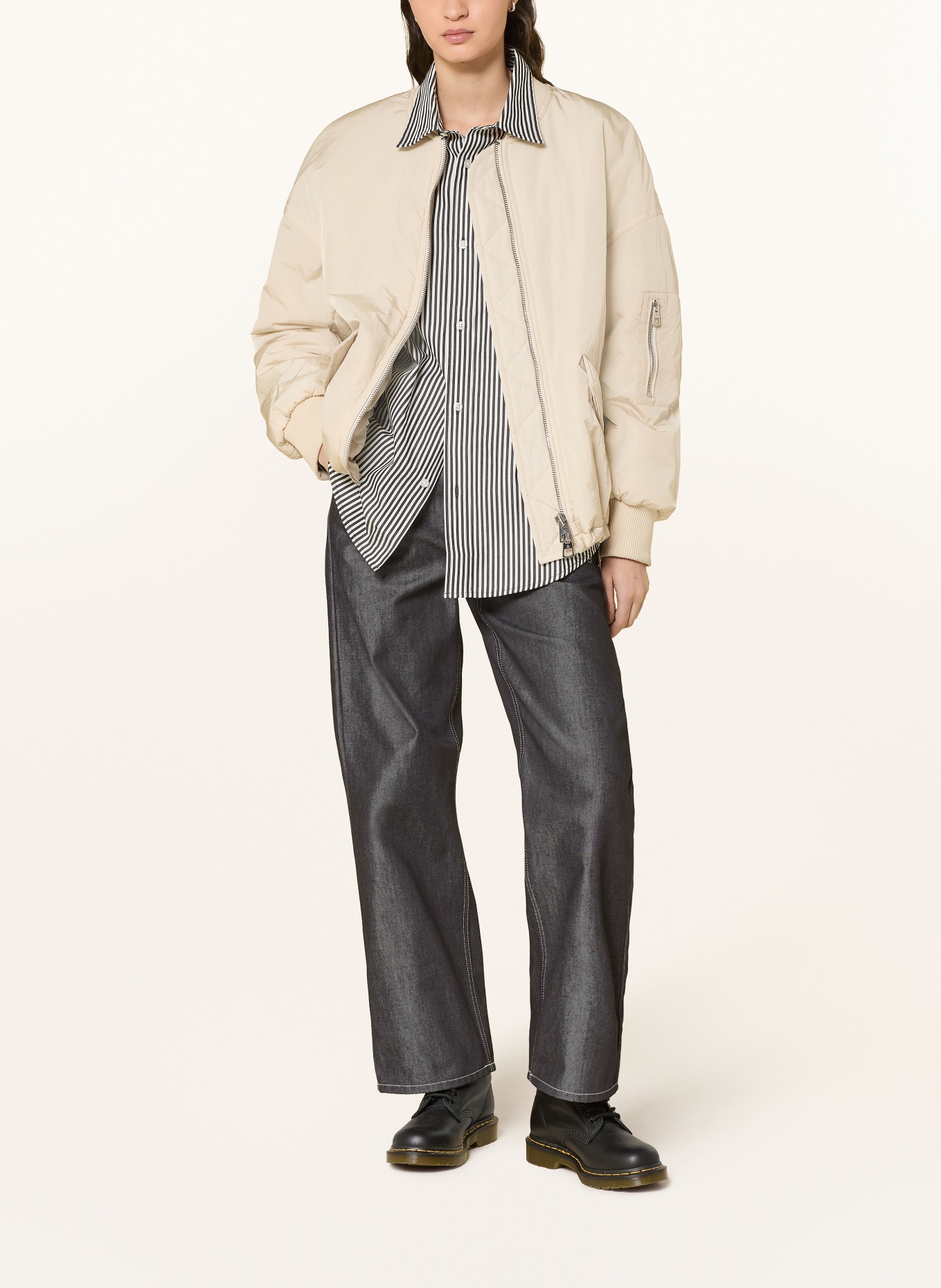 carhartt WIP Straight Jeans: 8901 Black