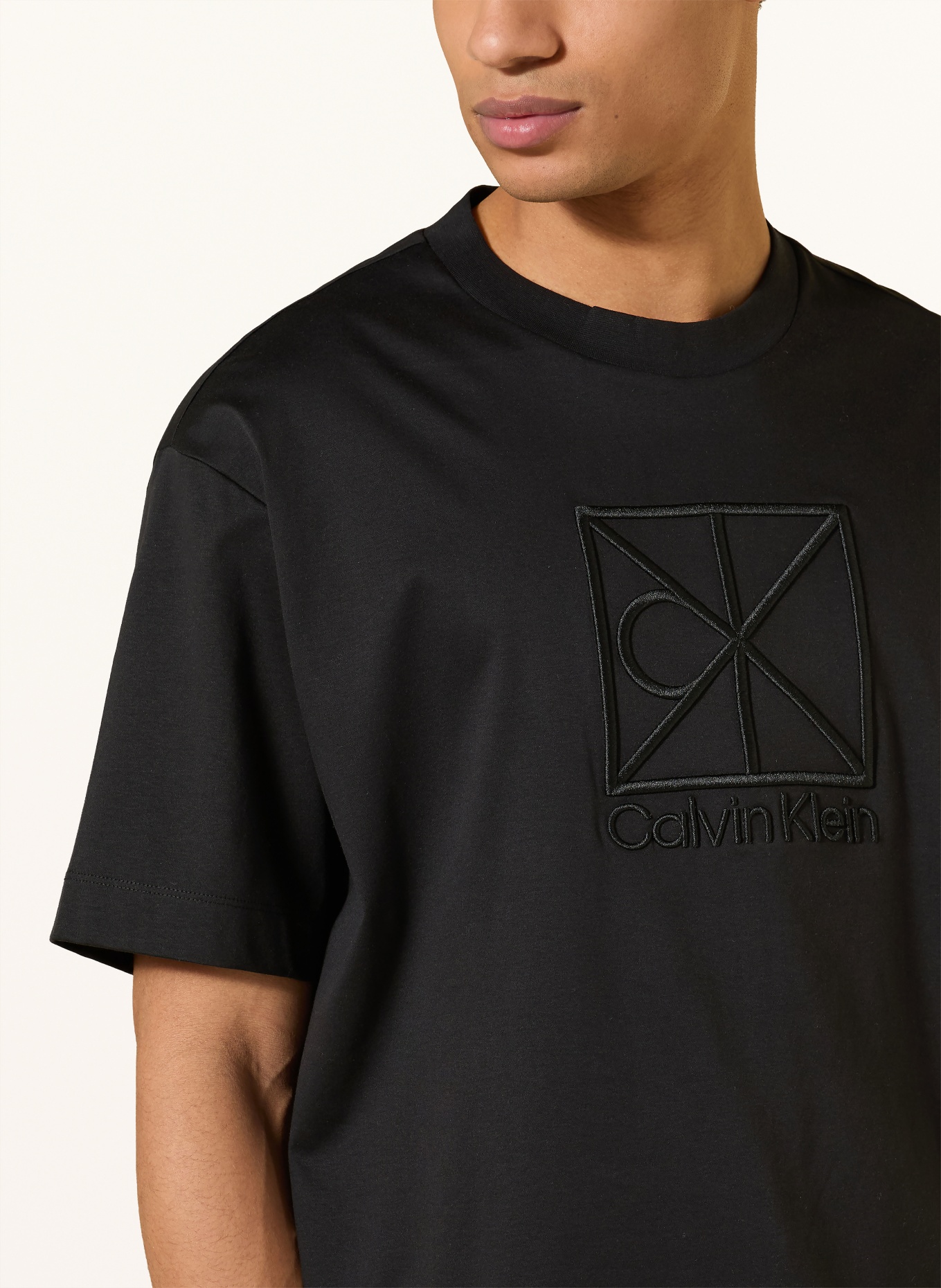 Calvin Klein T-Shirt: SCHWARZ