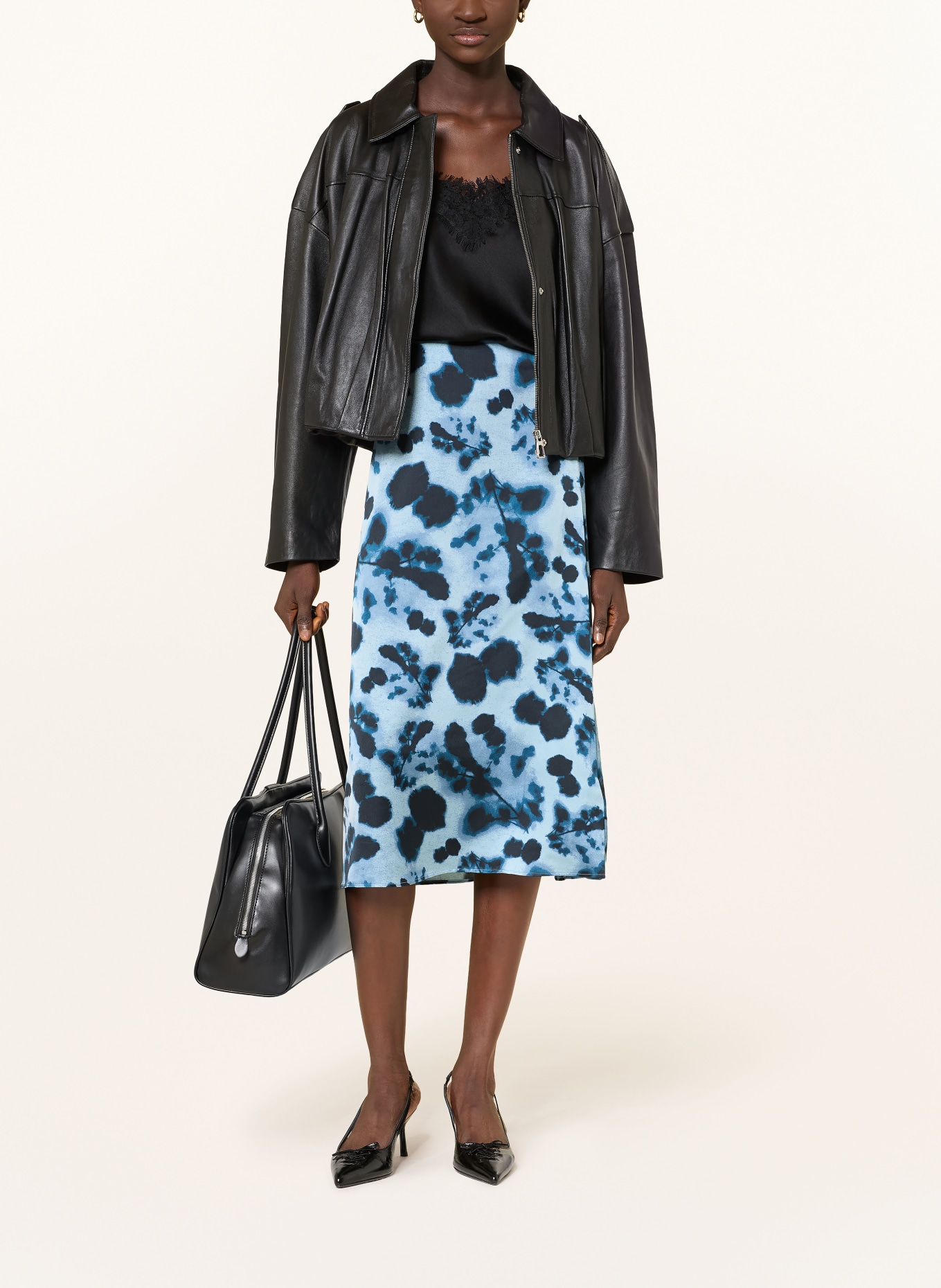 Calvin Klein saténová sukně: MODRÁ / TMAVĚ MODRÁ