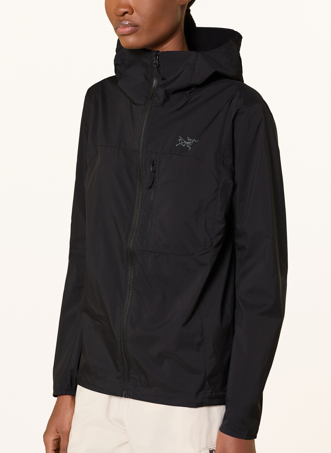 ARC'TERYX Coupe-vent SQUAMISH HOODY: NOIR