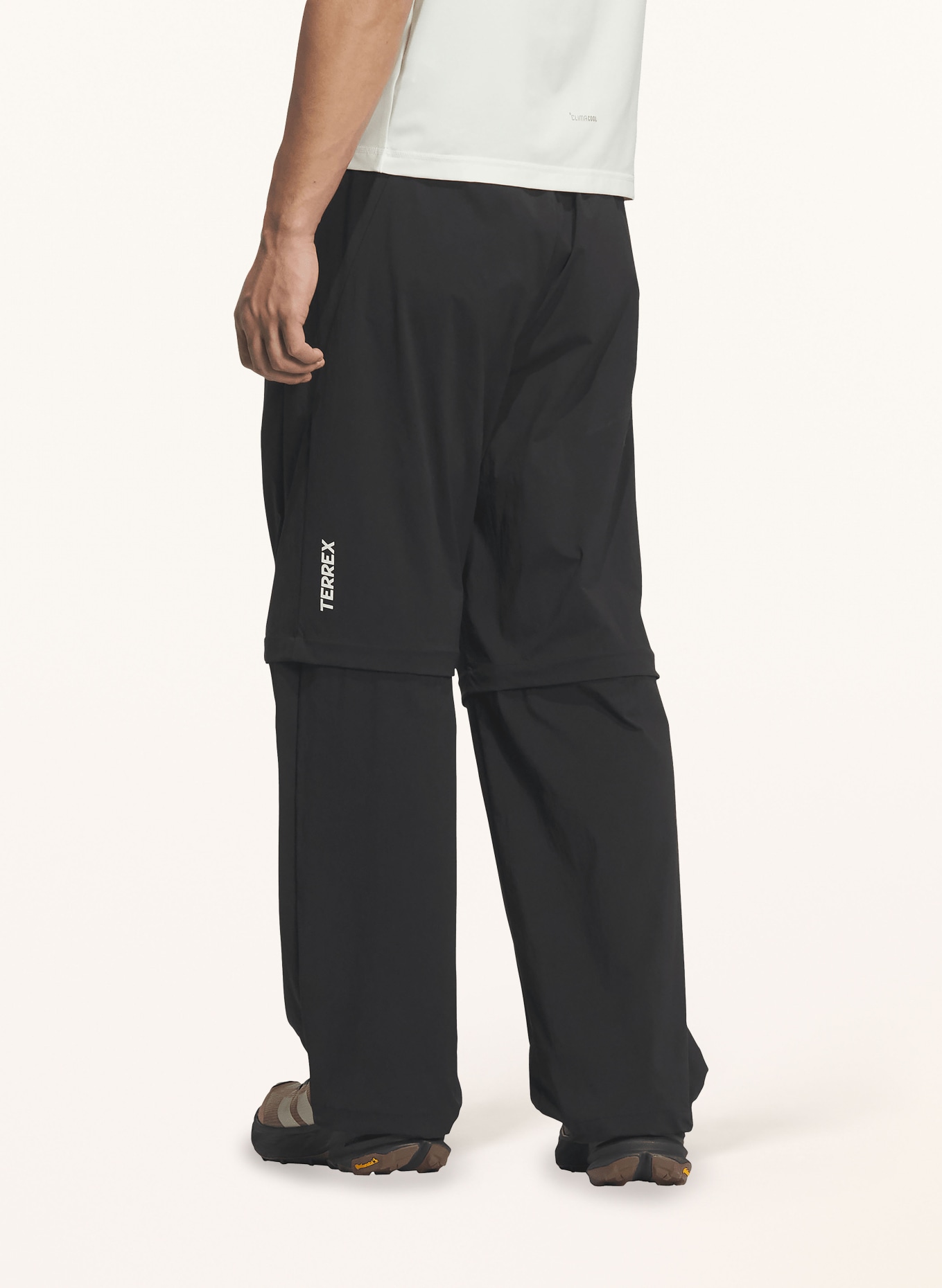 adidas TERREX Kalhoty s odnímatelnými nohavicemi XPLORIC: ČERNÁ