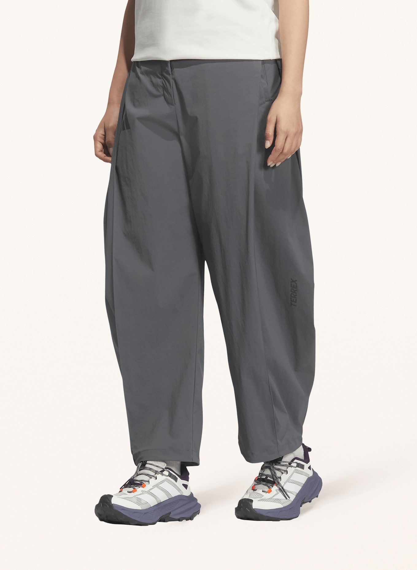 adidas TERREX Trekingové kalhoty TERREX XPLORIC: ŠEDÁ