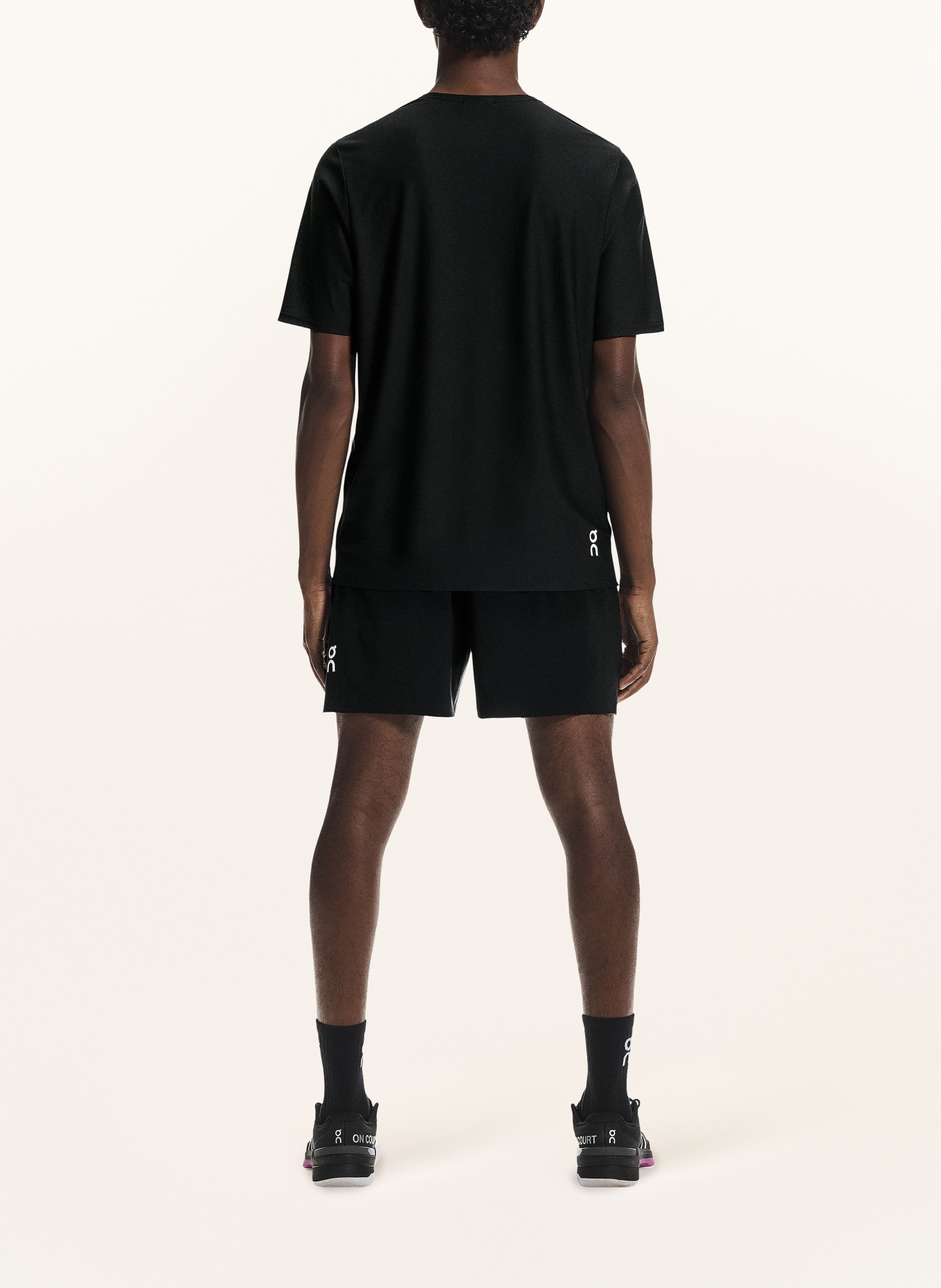 On Spodenki tenisowe 5" COURT: CZARNY