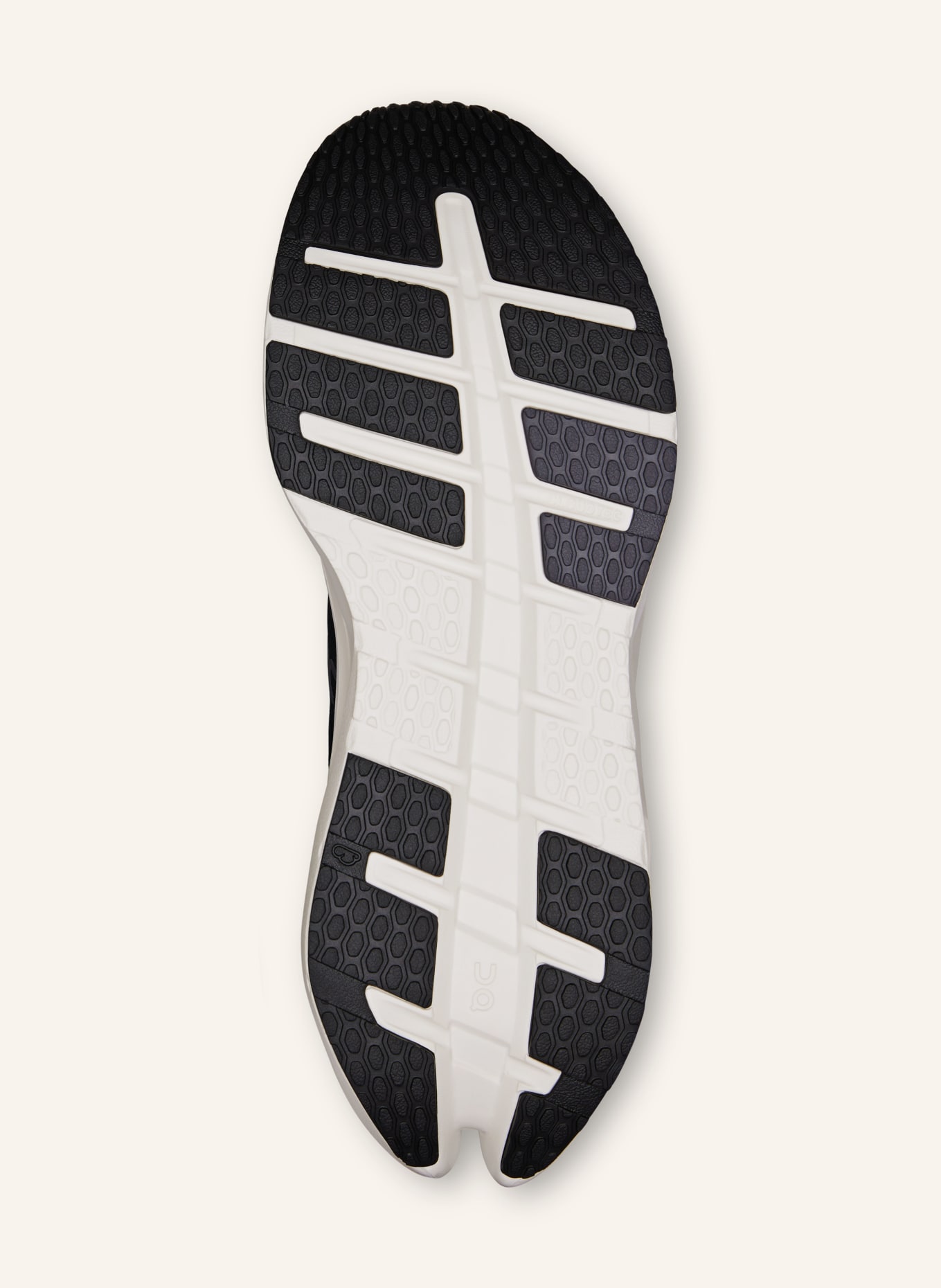 On Laufschuhe CLOUDRUNNER 3: SCHWARZ / DUNKELGRAU