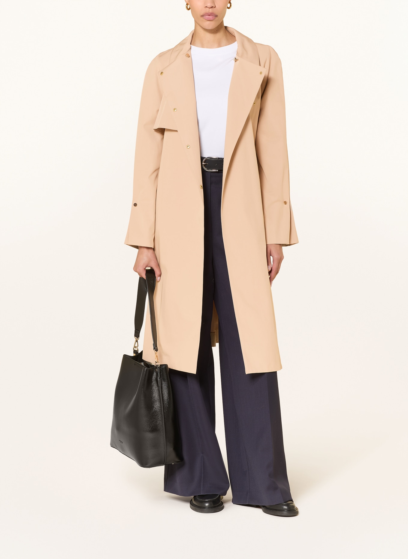 EMPORIO ARMANI trenchcoat: VELBLOUDÍ