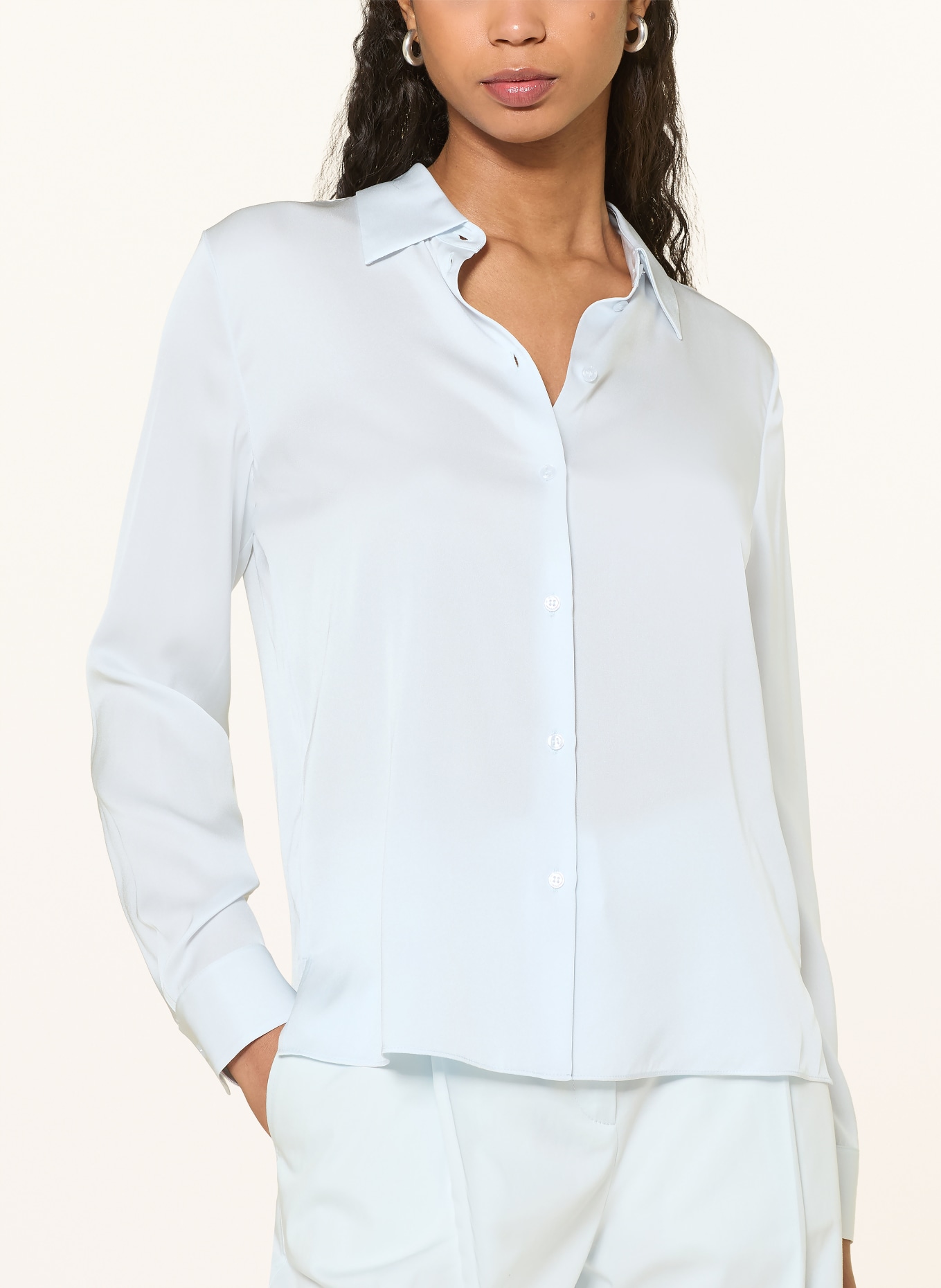 BOSS Hemdbluse BONYA aus Seide: HELLBLAU