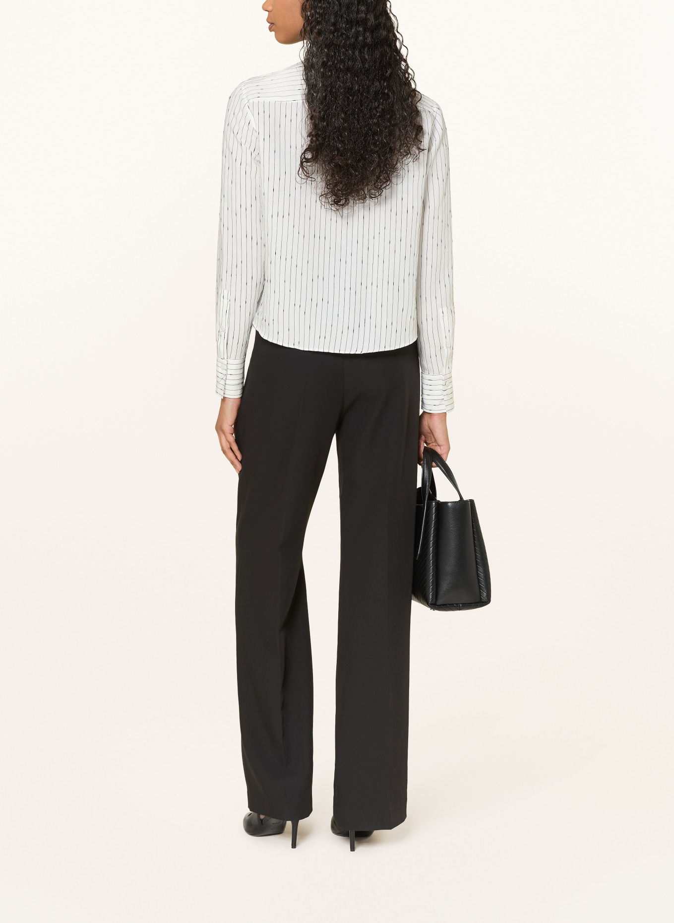 BOSS Blůza BERTYNA: BÍLÁ / ČERNÁ