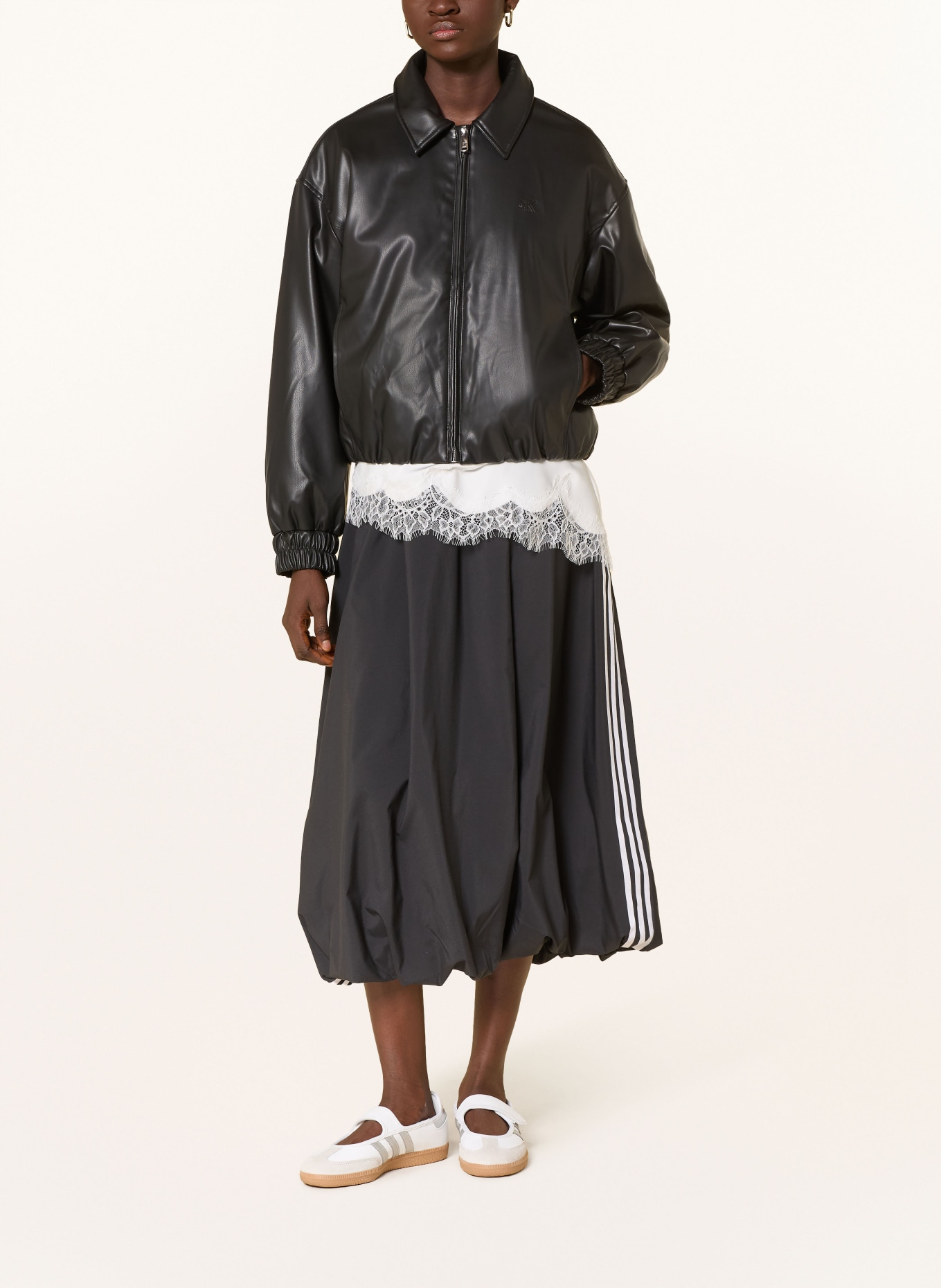 adidas Originals Rock BALLOON LONG mit Galonstreifen: DUNKELGRAU / WEISS