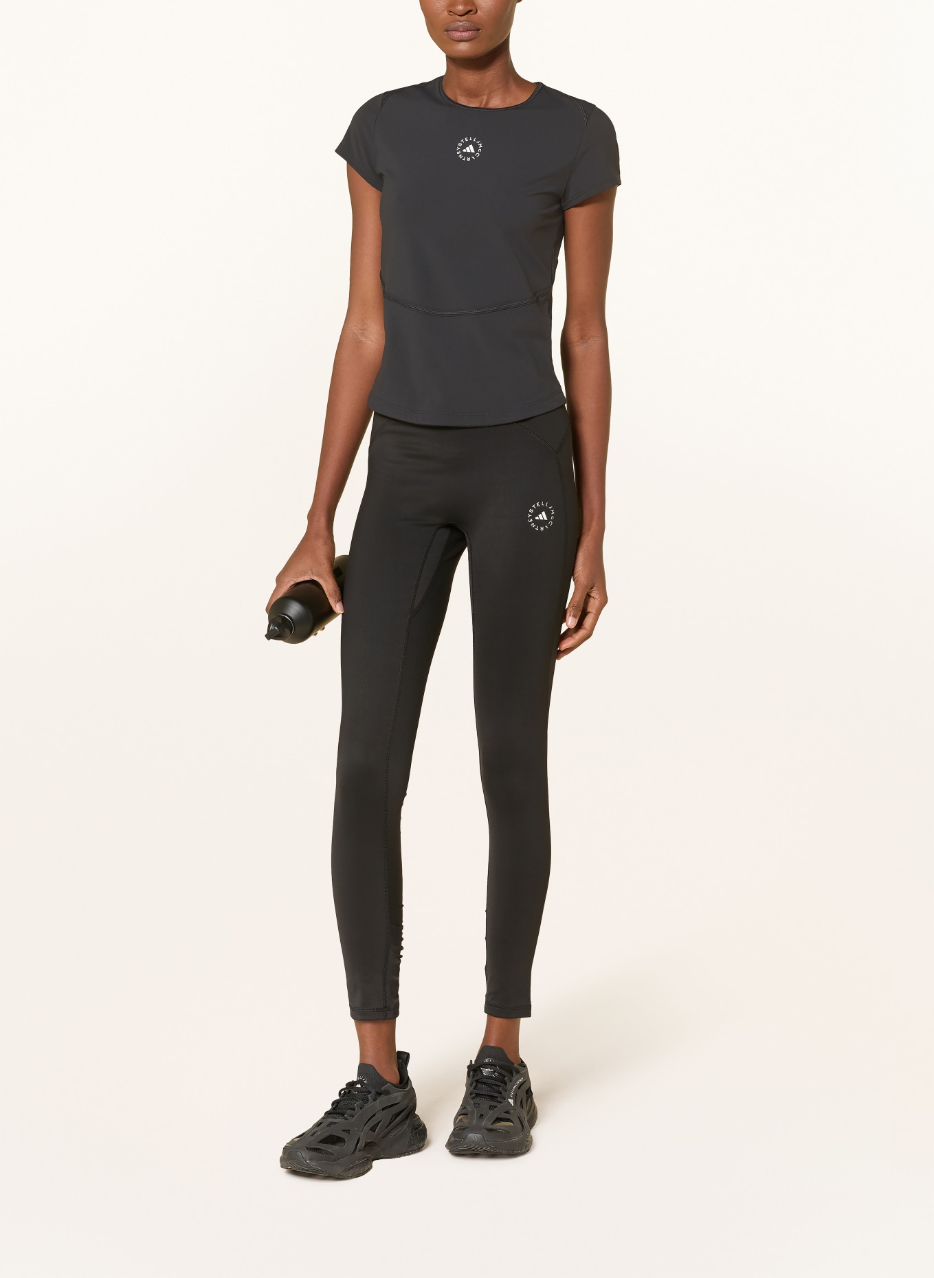 adidas by Stella McCartney Tričko ADIDAS BY STELLA MCCARTNEY: ČERNÁ