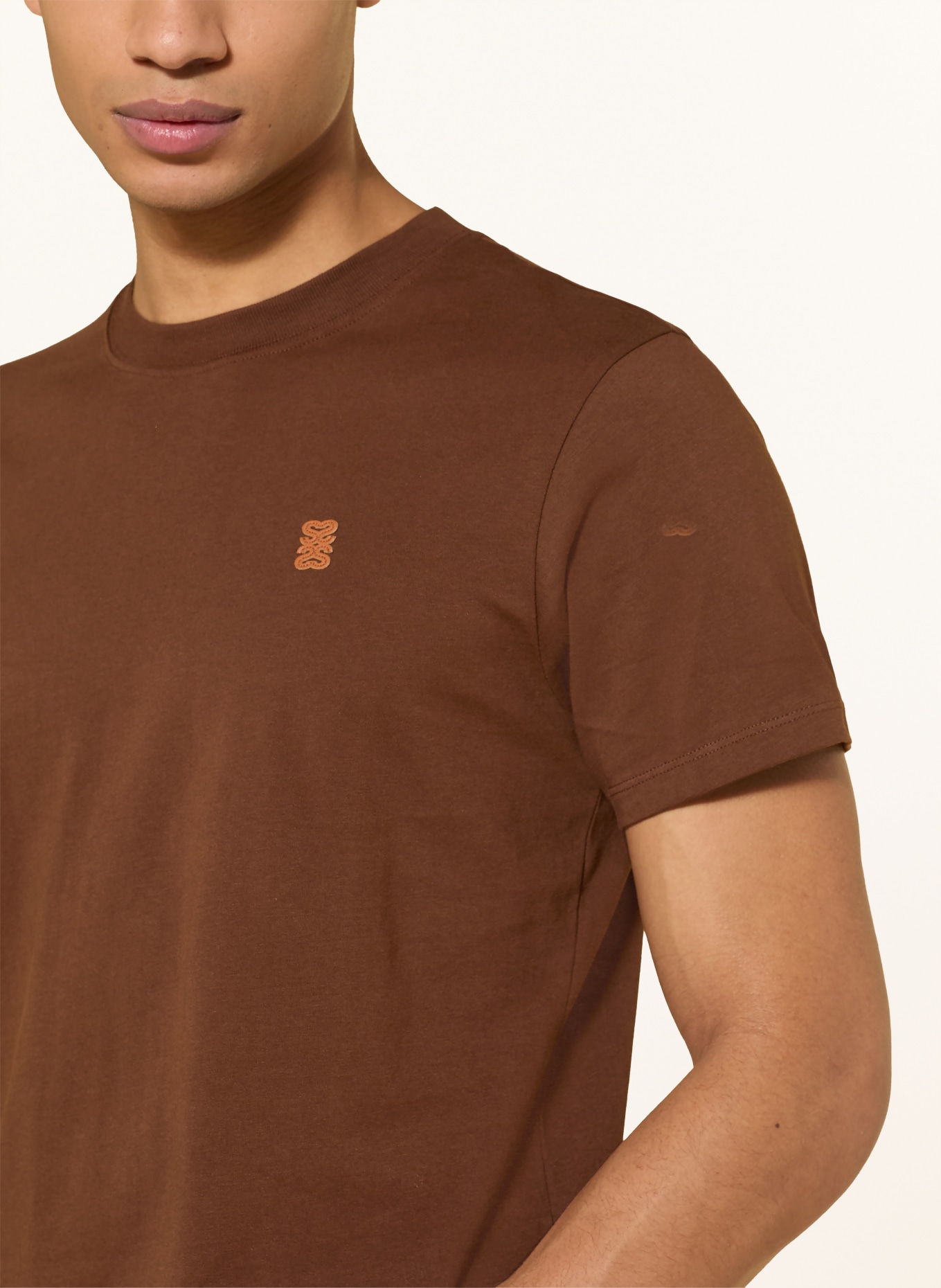 SANDRO T-Shirt: BRAUN