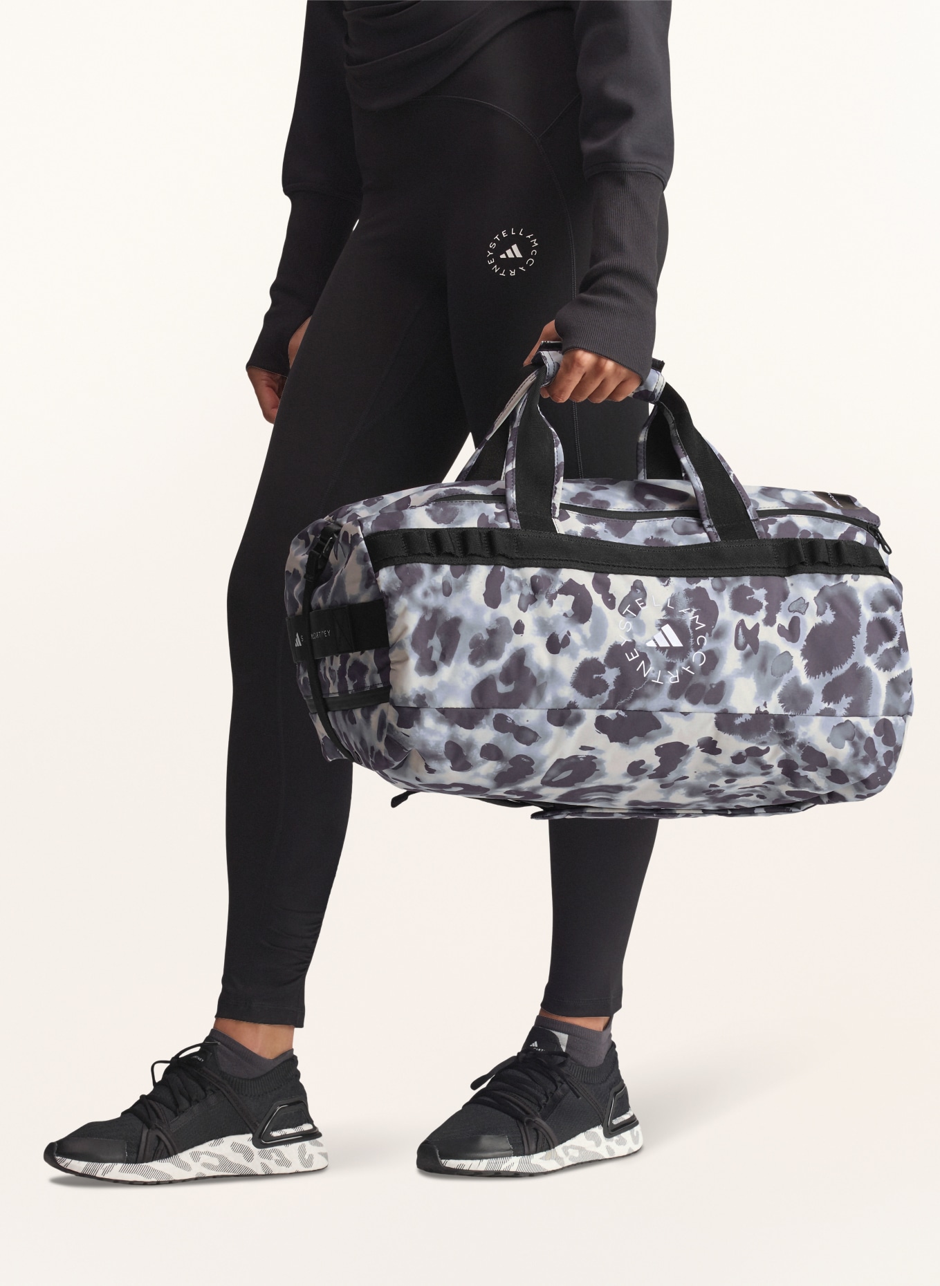 adidas by Stella McCartney Sporttasche ADIDAS BY STELLA MCCARTNEY: CREME / DUNKELBLAU / SCHWARZ