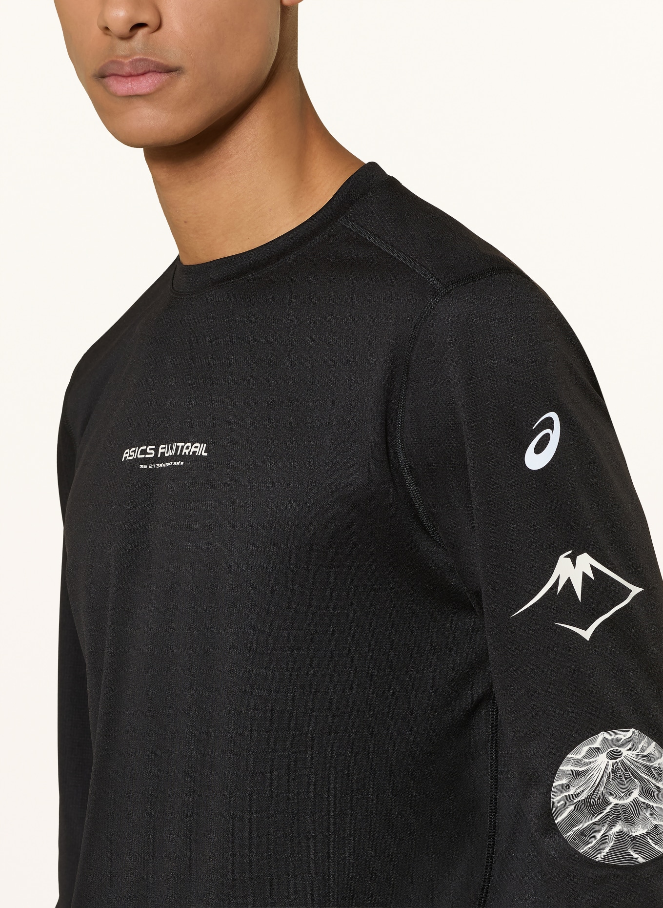 ASICS FUJITRAIL LOGO LS running shirt: BLACK