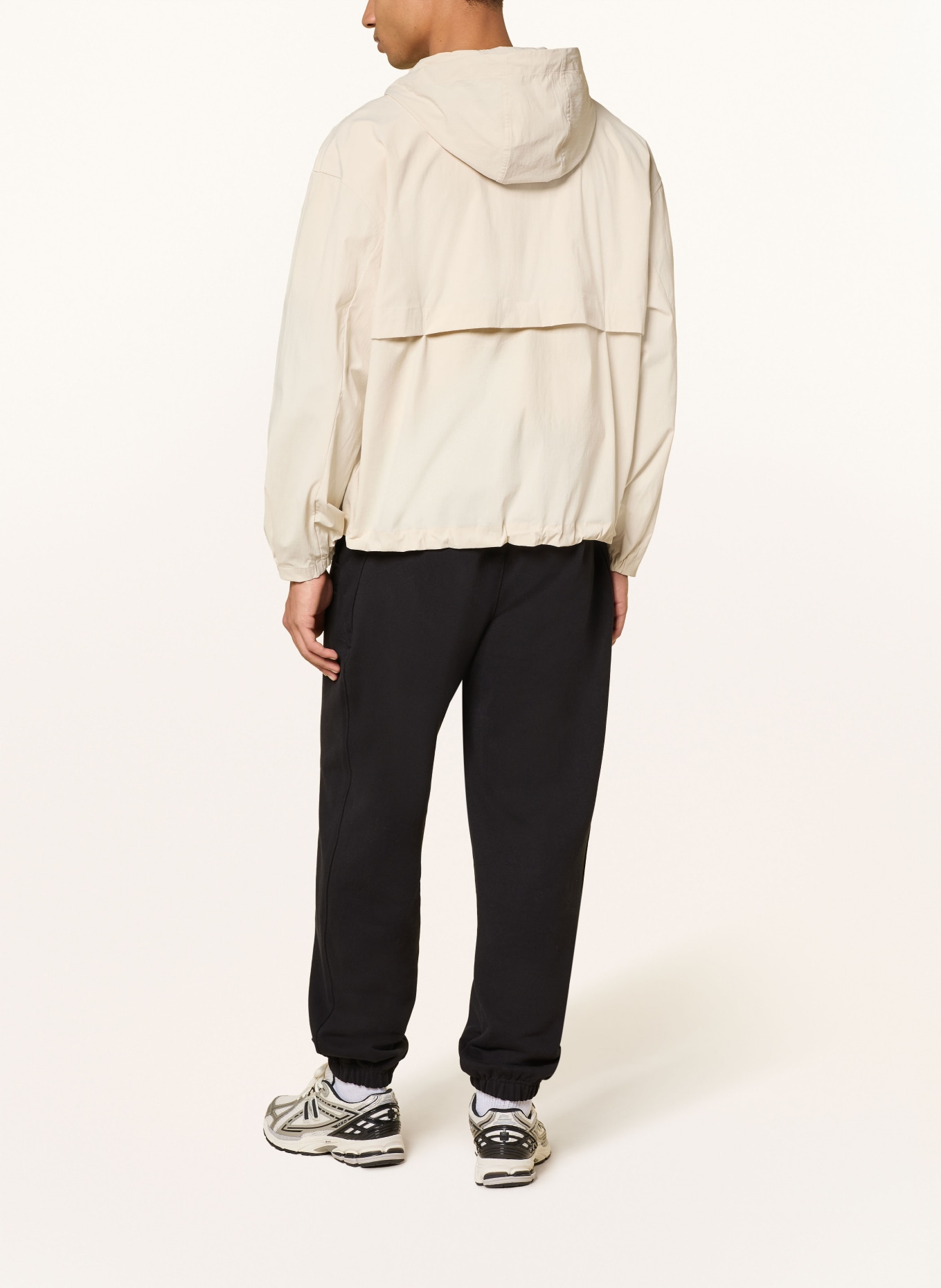 new balance Tepláky: ČERNÁ