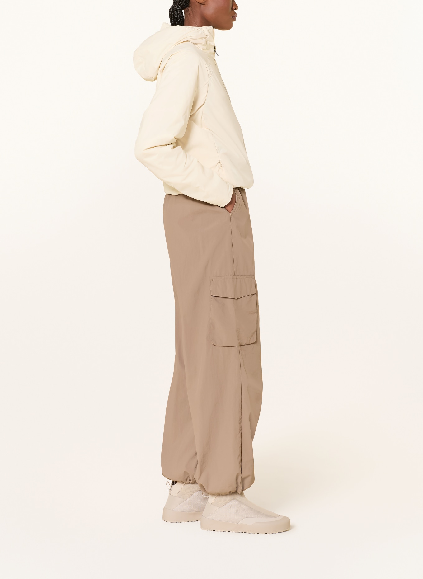 Peak Performance Funktionsjacke FREELIGHT REVERSIBLE zum Wenden: BEIGE