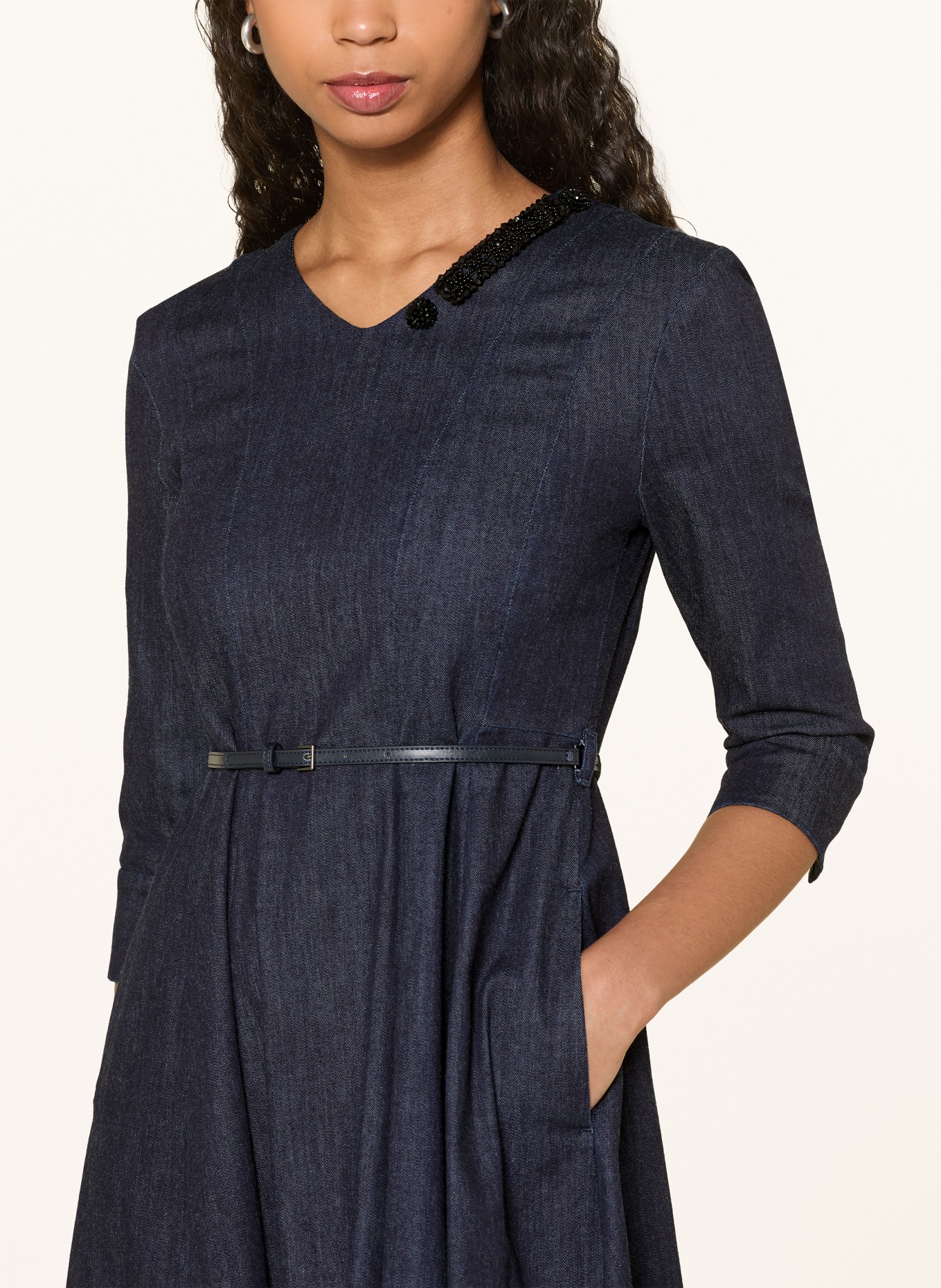 S Max Mara Jeanskleid VELA mit Schmuckperlen und 3/4-Arm: DUNKELBLAU