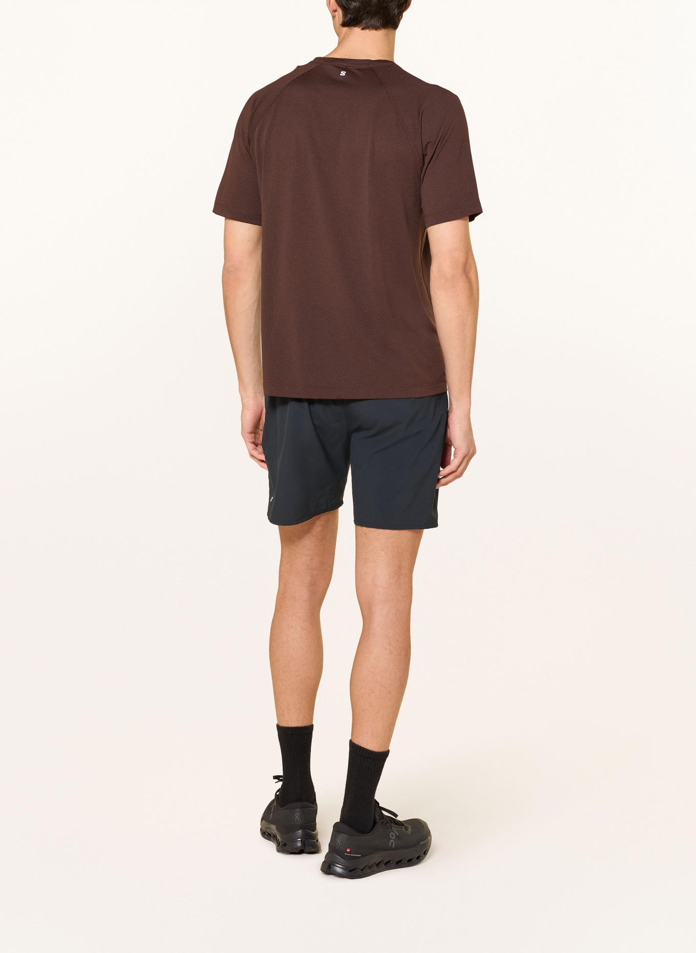 SALOMON Laufshirt SHAKEOUT CORE: DUNKELBRAUN / WEISS