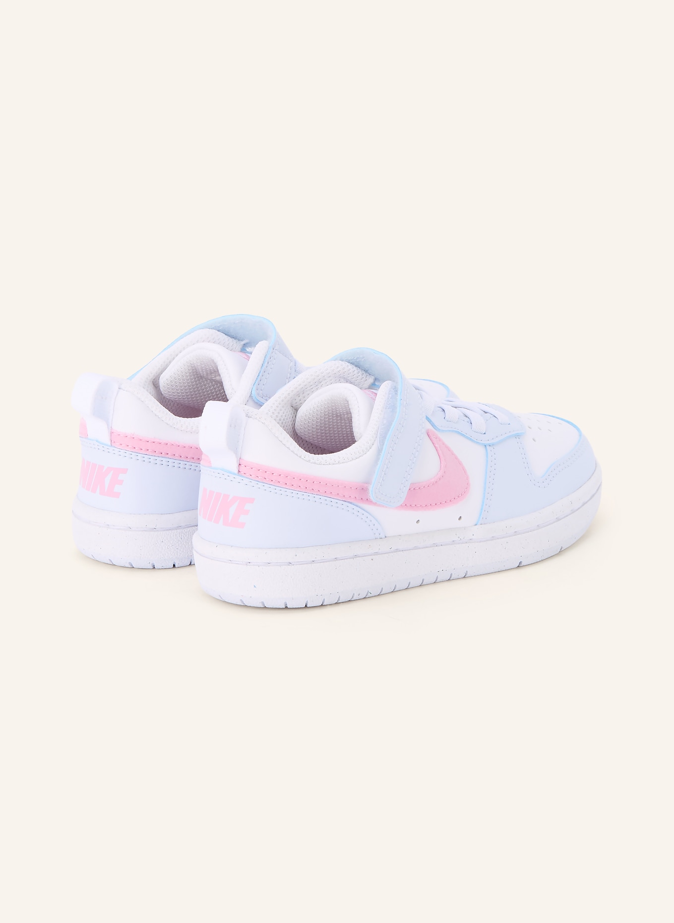 Nike Tenisky COURT BOROUGH LOW ESS+: BÍLÁ / RŮŽOVÁ / SVĚTLE ŠEDÁ