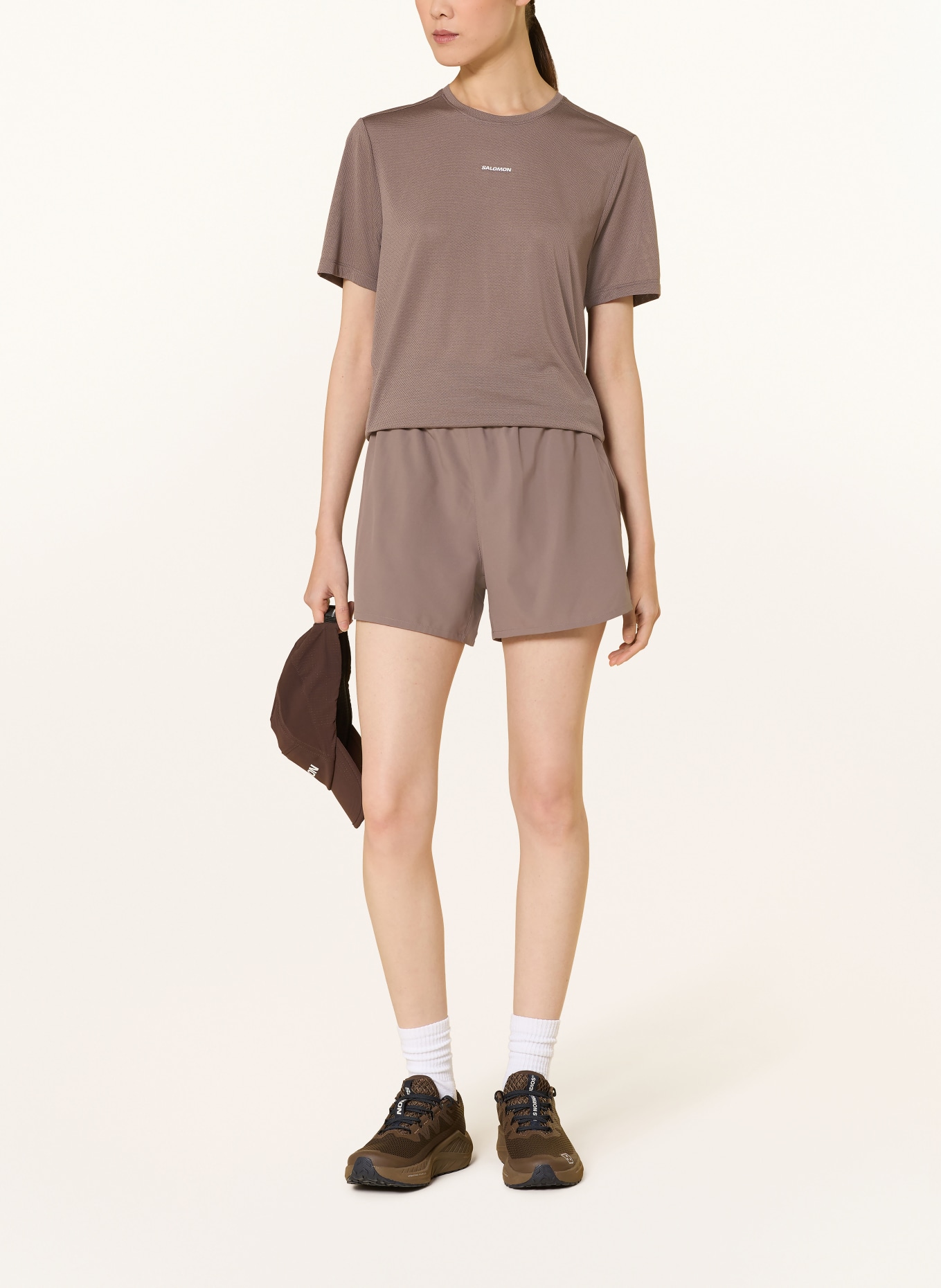 SALOMON SHKOUT CORE 2-in-1 running shorts: TAUPE