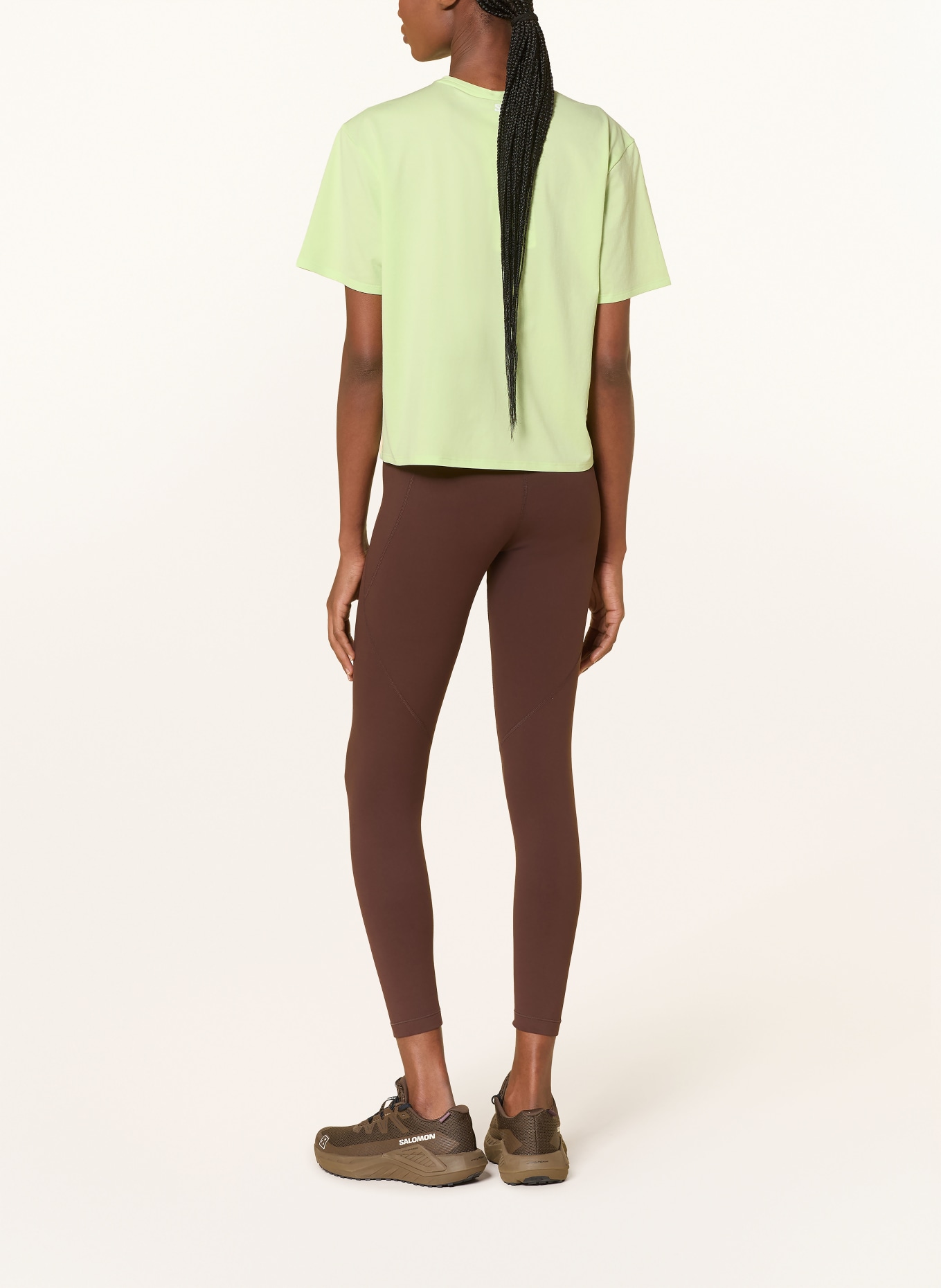 SALOMON Běžecké tričko TRACKLINE: SVĚTLE ZELENÁ