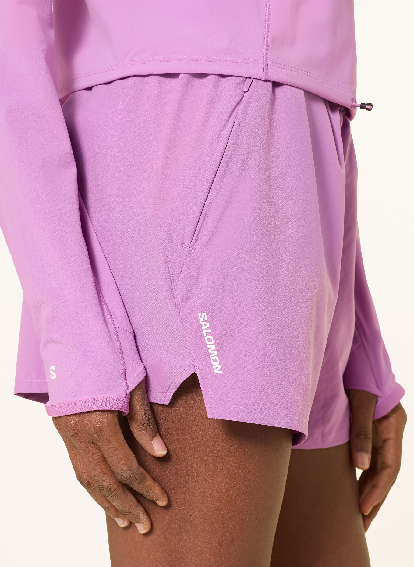 SALOMON Běžecké tričko SENSE AERO: SVĚTLE FIALOVÁ