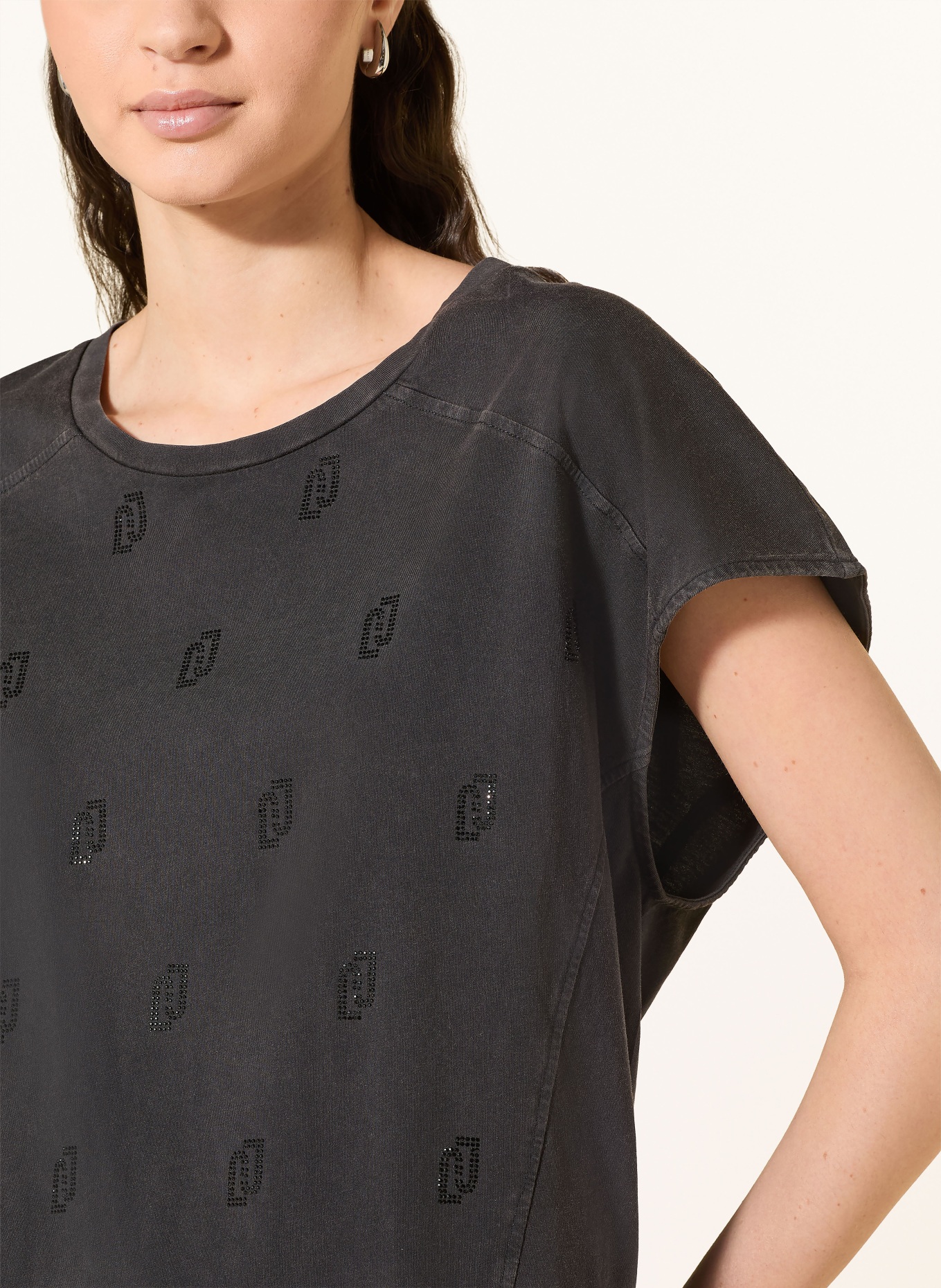 LIU JO Tričko s ozdobnými kamínky: ČERNÁ