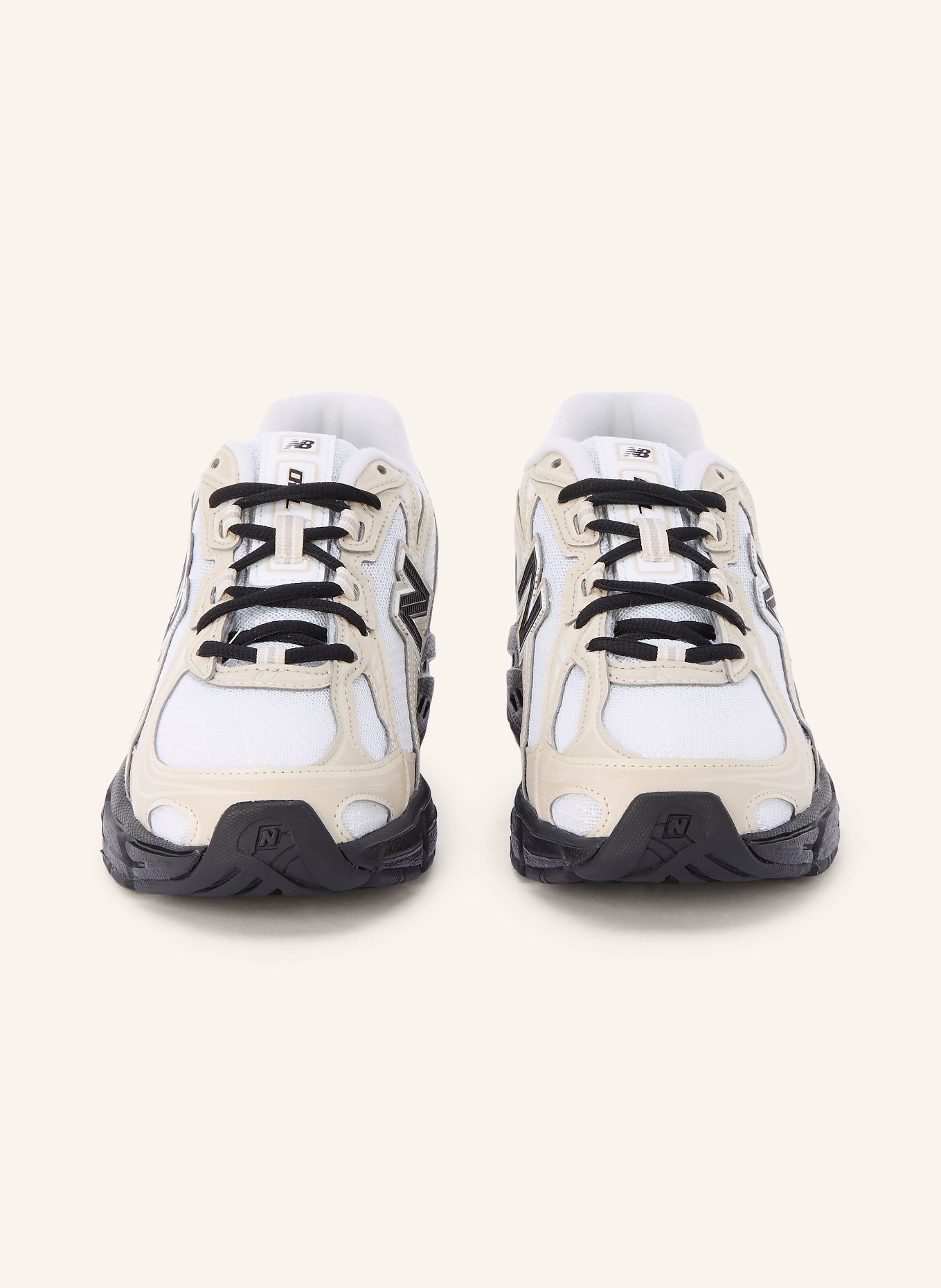 new balance Sneaker 740: BEIGE / CREAM / BLACK