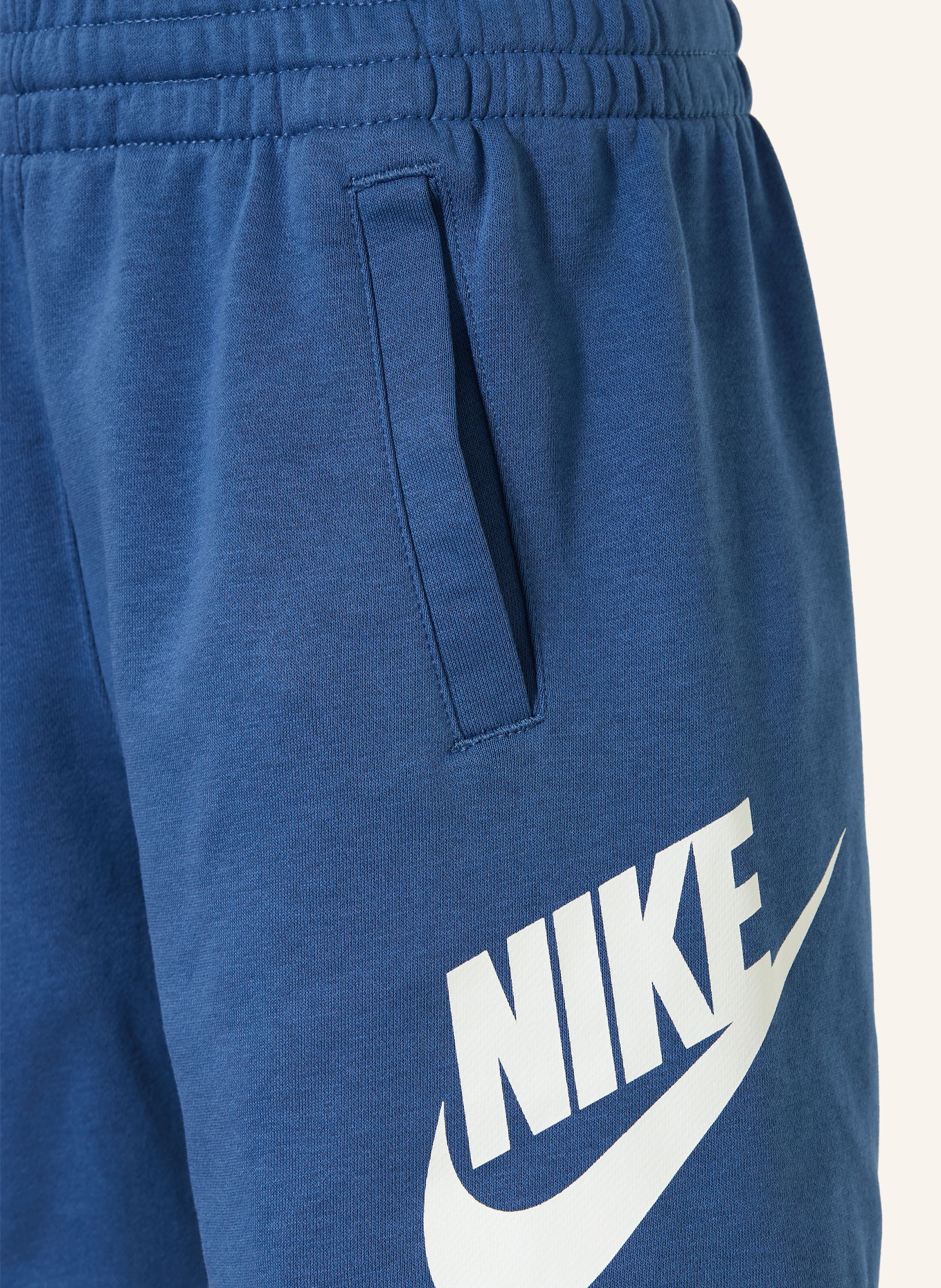 Nike Spodenki dresowe SPORTSWEAR CLUB: NIEBIESKI / BIAŁY