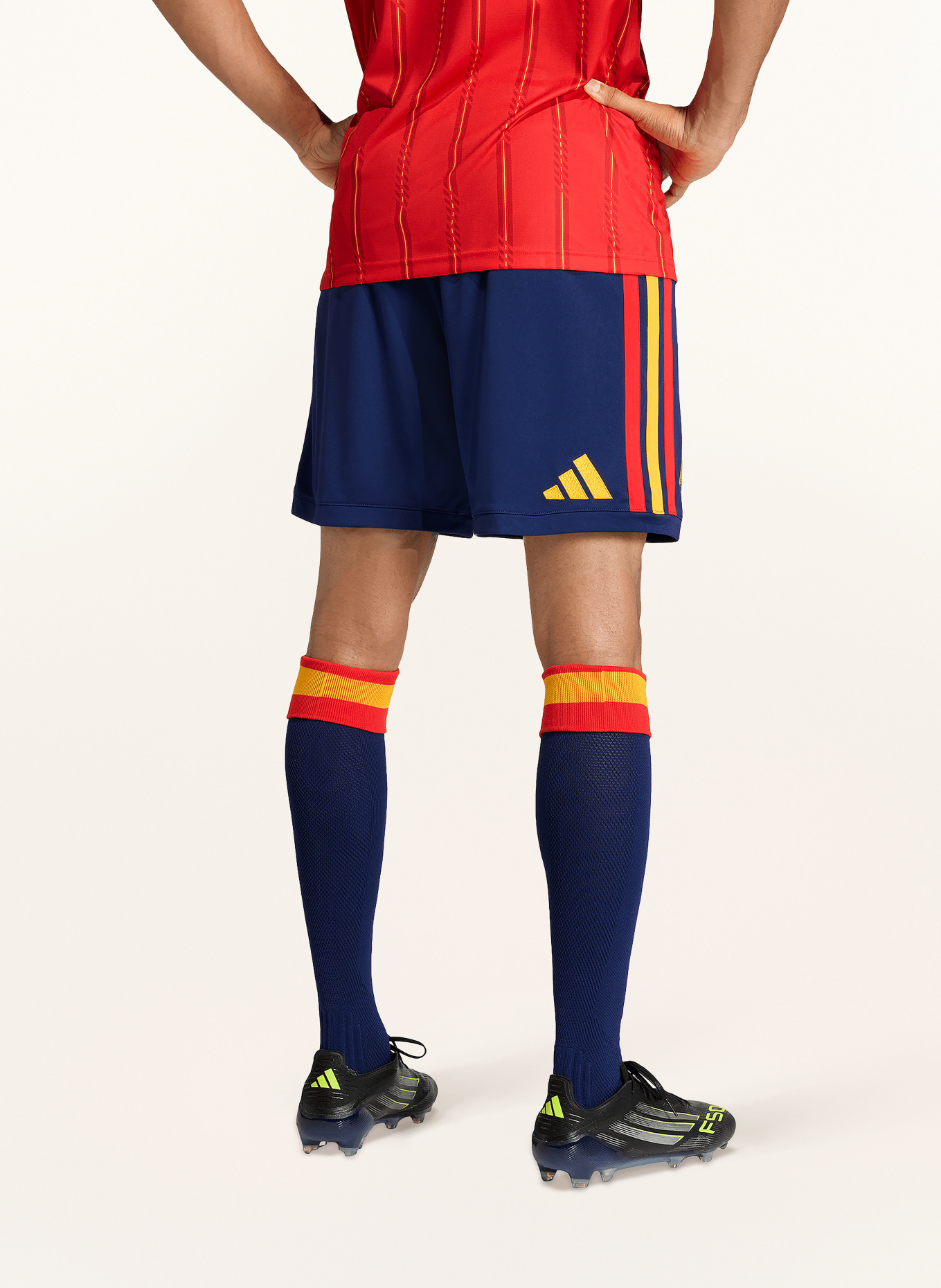 adidas Heimtrikothose SPAIN 26: DUNKELBLAU / ROT / GELB