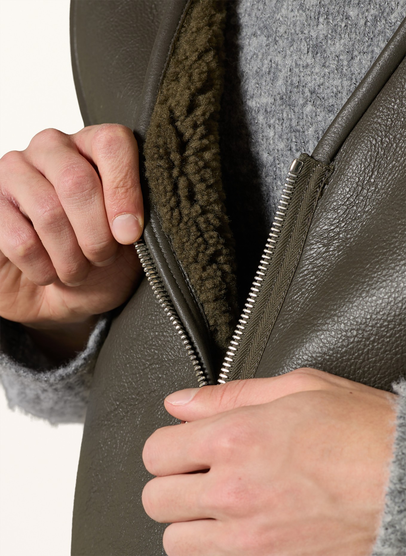 COLE BUXTON Lederweste: KHAKI