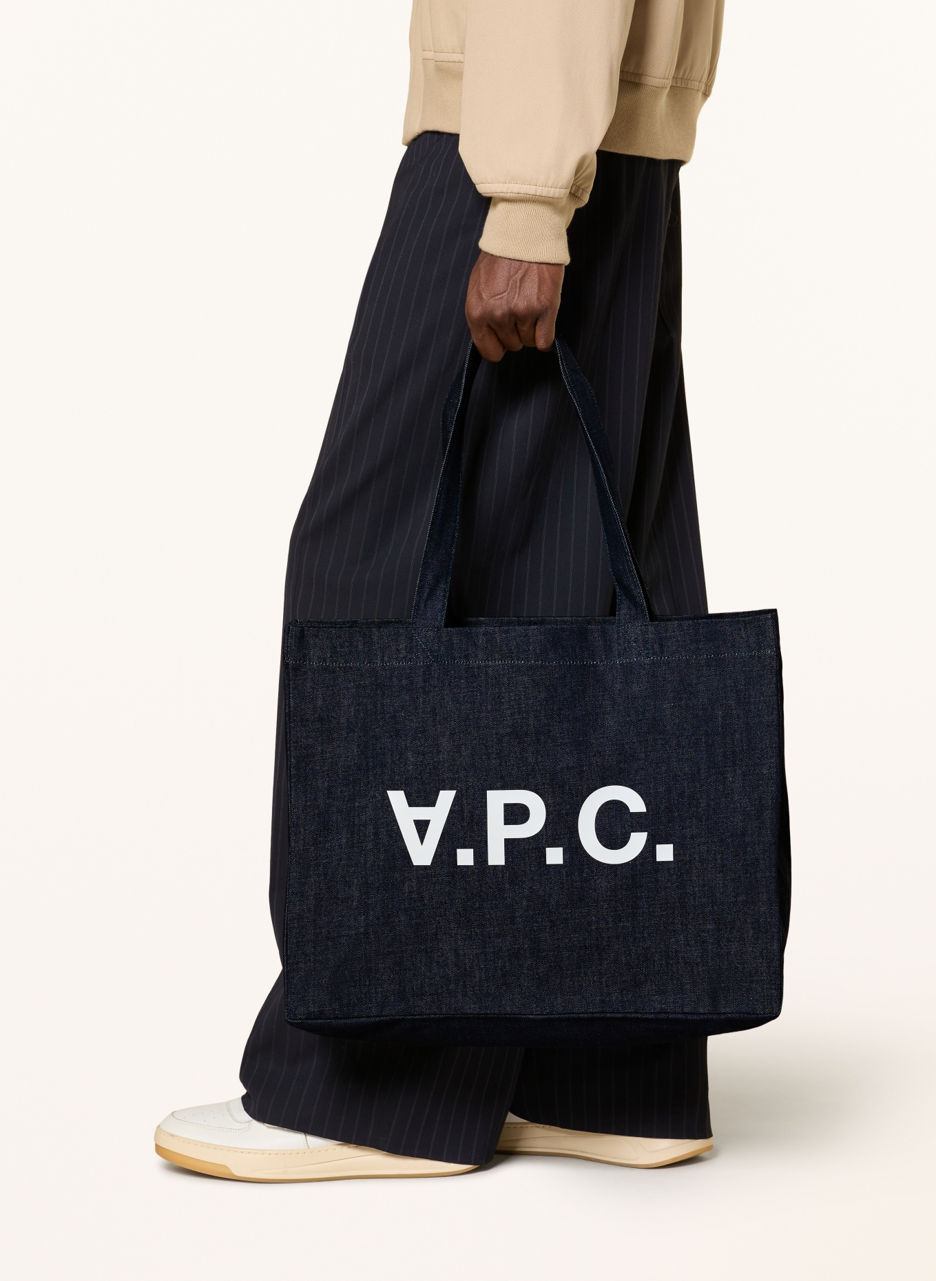 A.P.C. Shopper DANIELA: DARK BLUE / WHITE