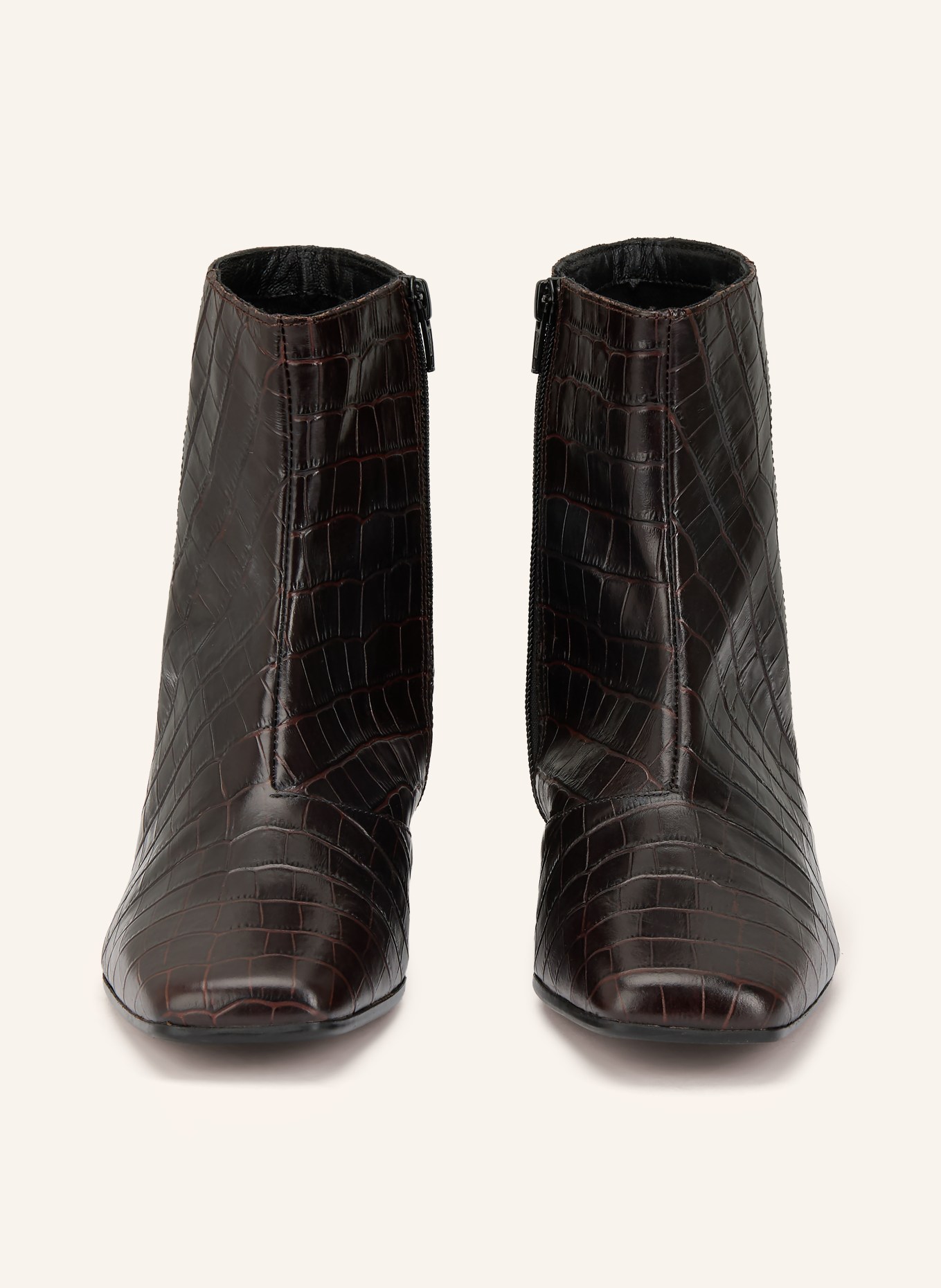 VAGABOND SHOEMAKERS Kotníkové boty MONA: TMAVĚ HNĚDÁ