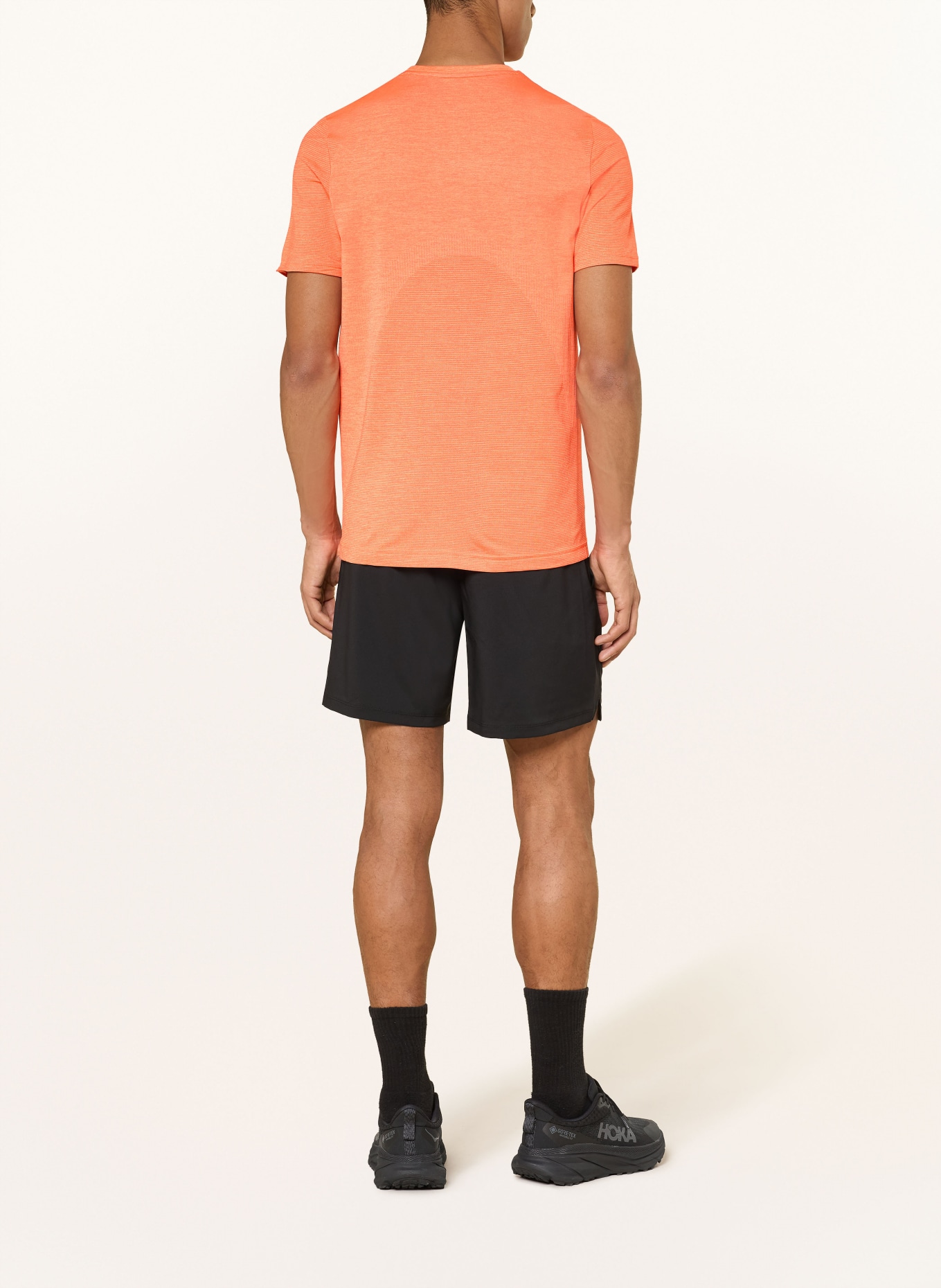 UNDER ARMOUR Short d'entraînement UA VANISH: NOIR / ORANGE