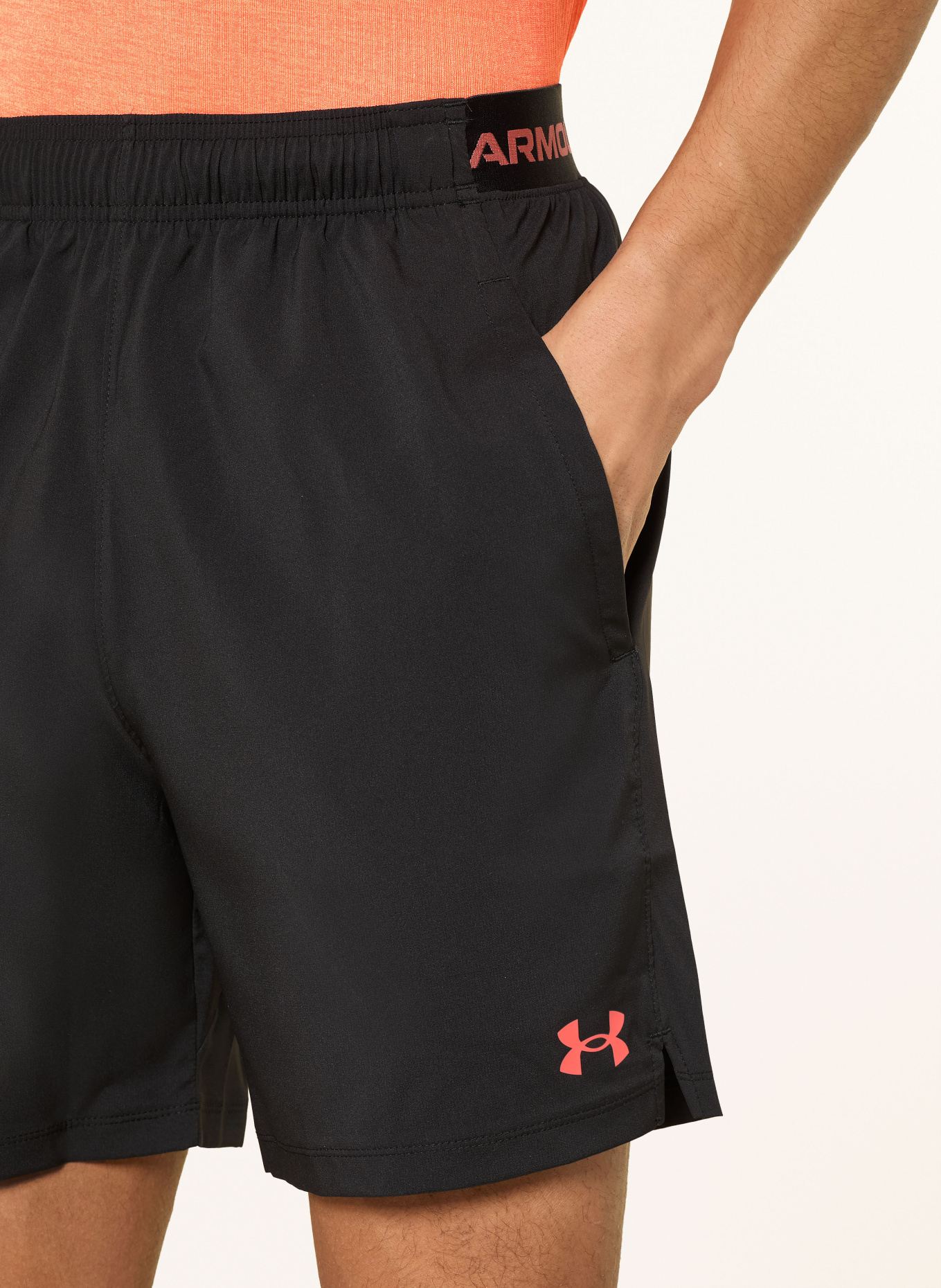 UNDER ARMOUR Short d'entraînement UA VANISH: NOIR / ORANGE
