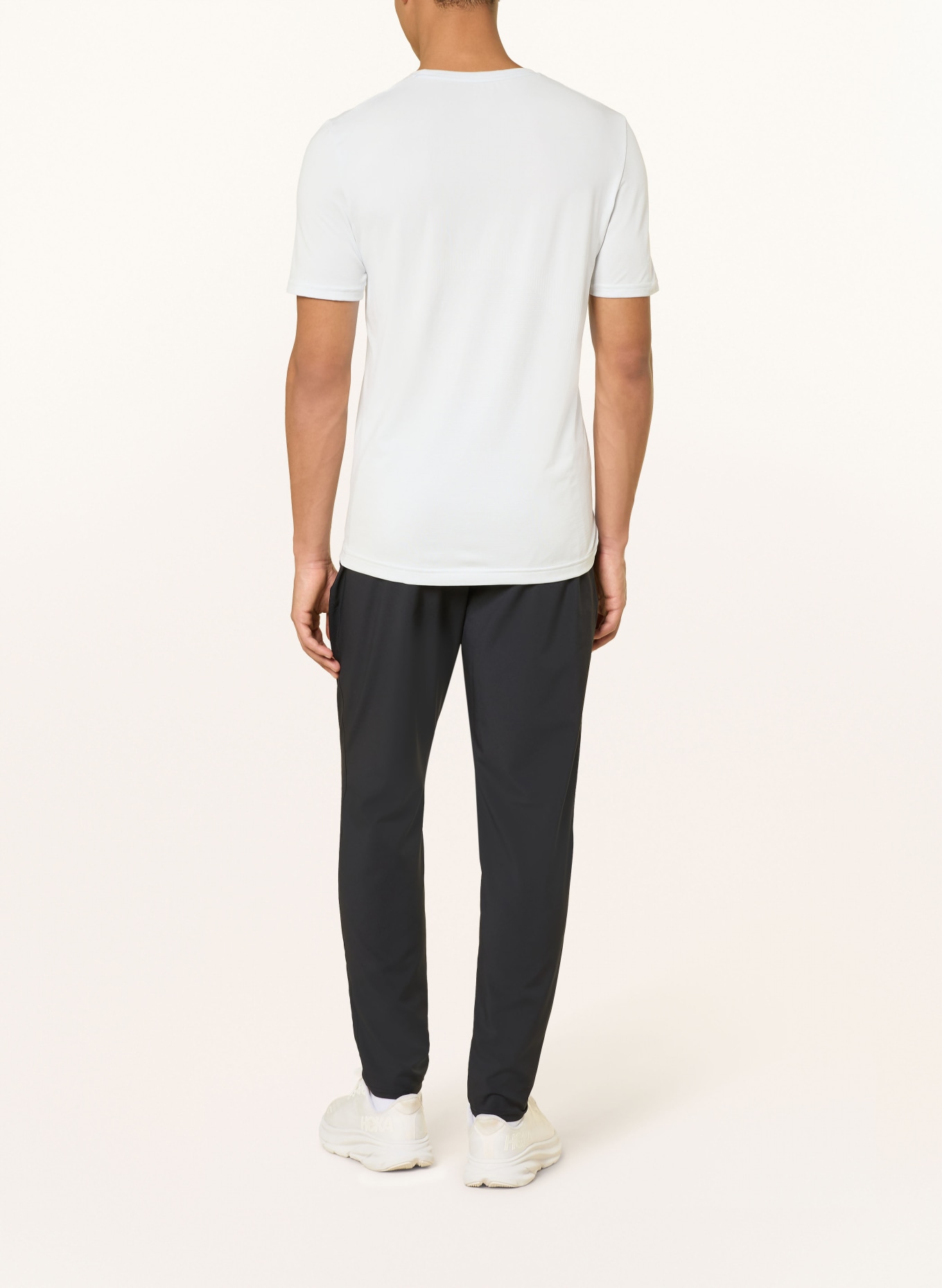 UNDER ARMOUR Trainingshose VANISH: SCHWARZ