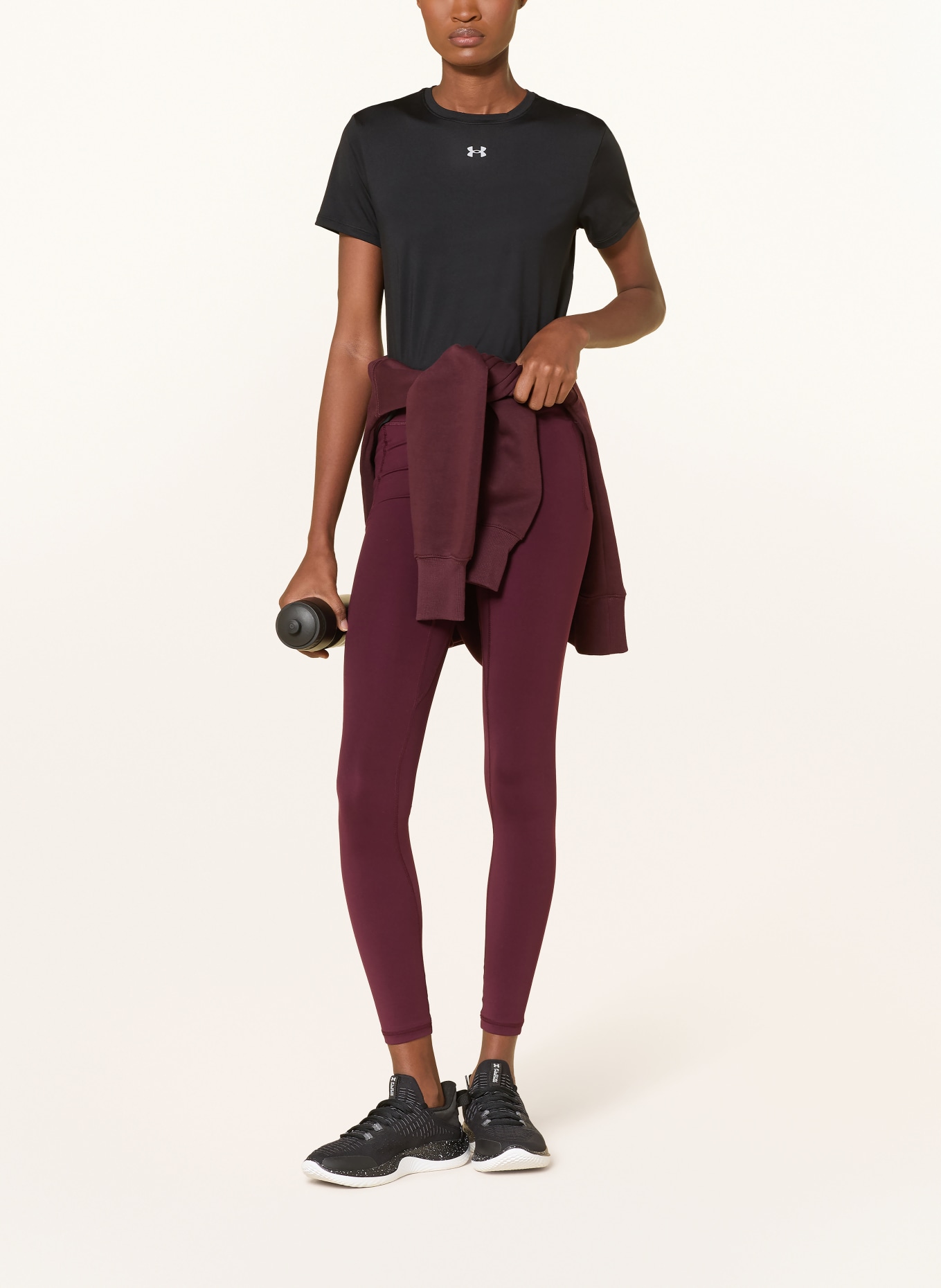 UNDER ARMOUR Tričko UA VANISH: ČERNÁ / BÍLÁ