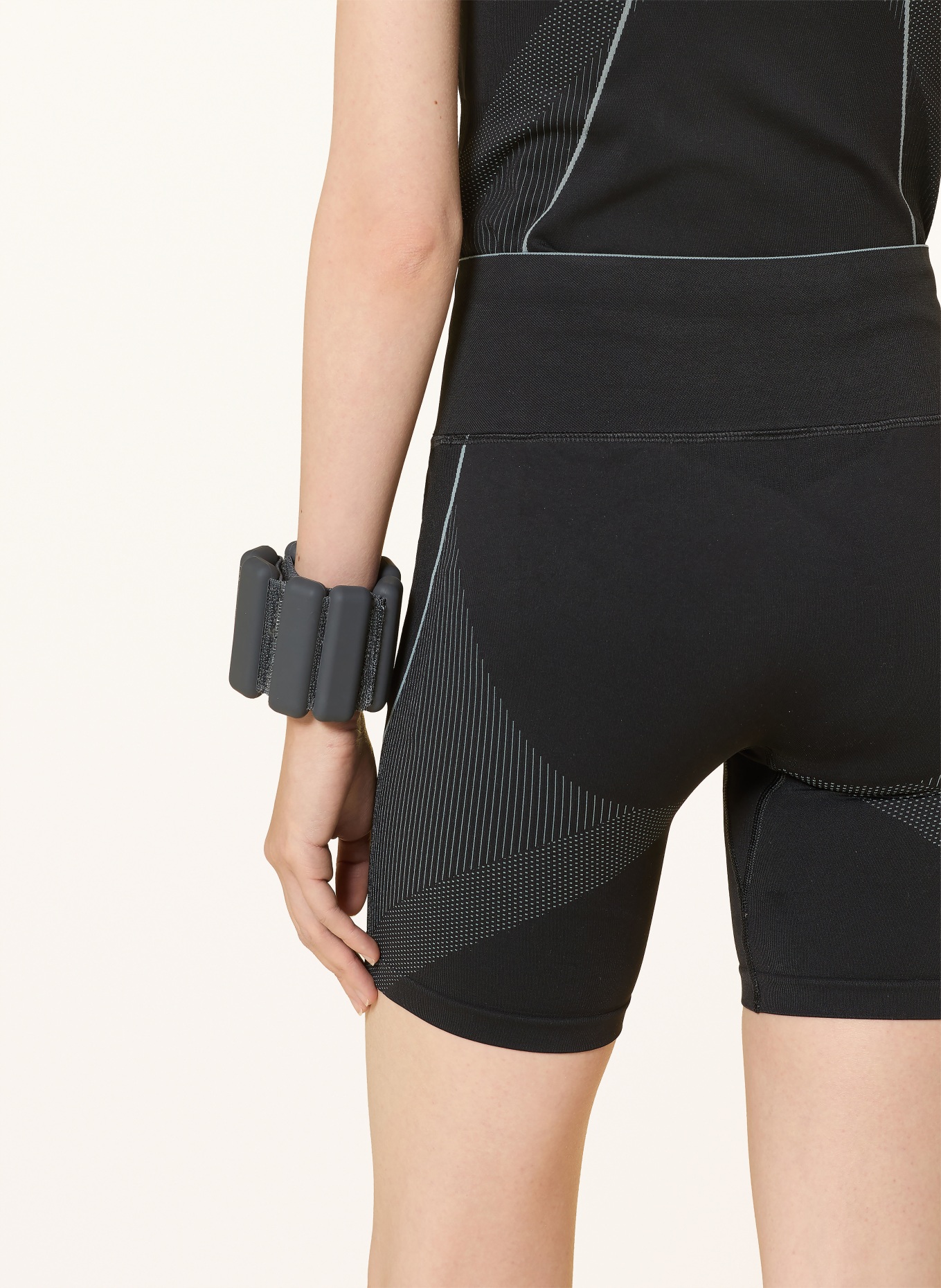 UNDER ARMOUR Punčocháče UA VANISH SEAMLESS: ČERNÁ / ŠEDÁ