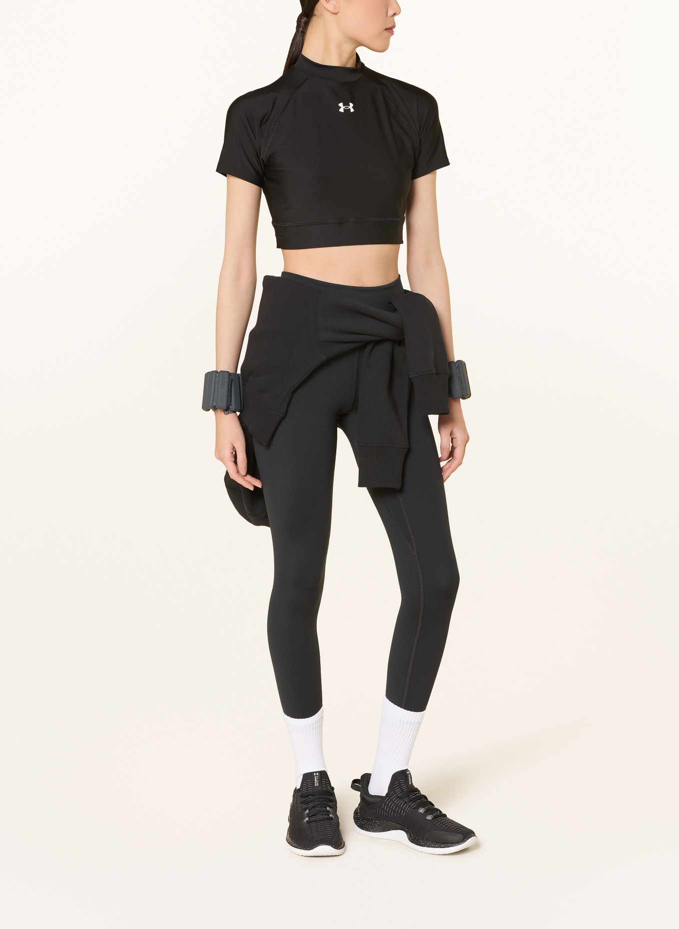 UNDER ARMOUR Cropped-Shirt HEATGEAR®: SCHWARZ