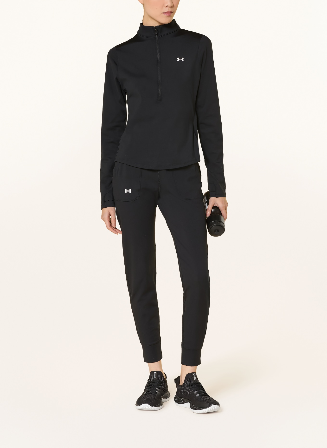 UNDER ARMOUR UA MOTION Long Sleeve: BLACK