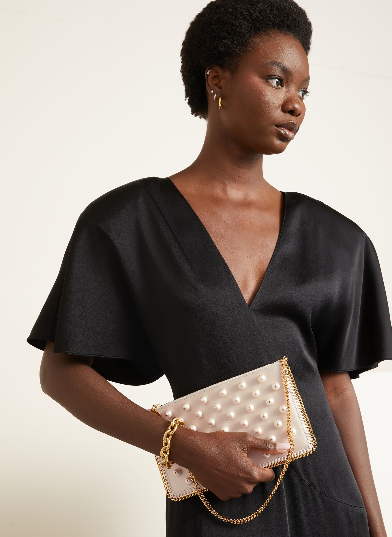 STELLA McCARTNEY FALABELLA shoulder bag with decorative pearls: CREAM / GOLD