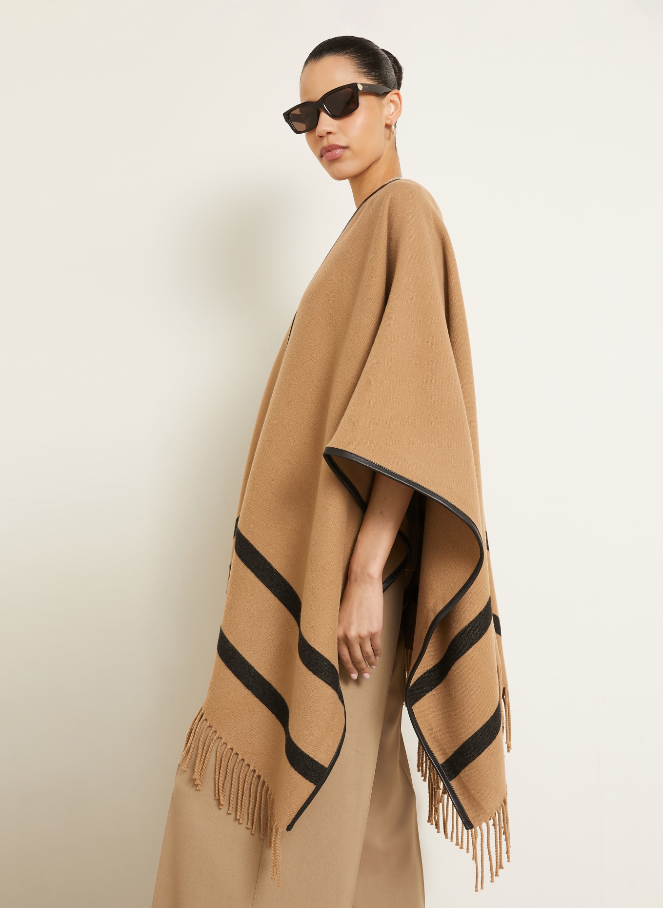 Max Mara Cape ARIS: VELBLOUDÍ / ČERNÁ