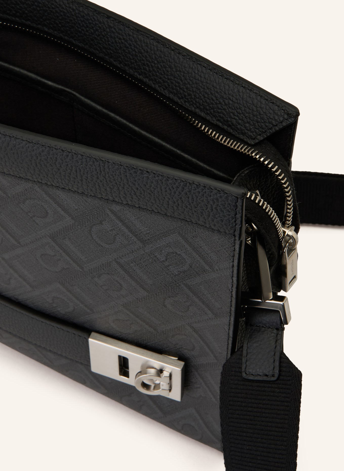 FERRAGAMO Umhängetasche: SCHWARZ / SILBER / GRAU