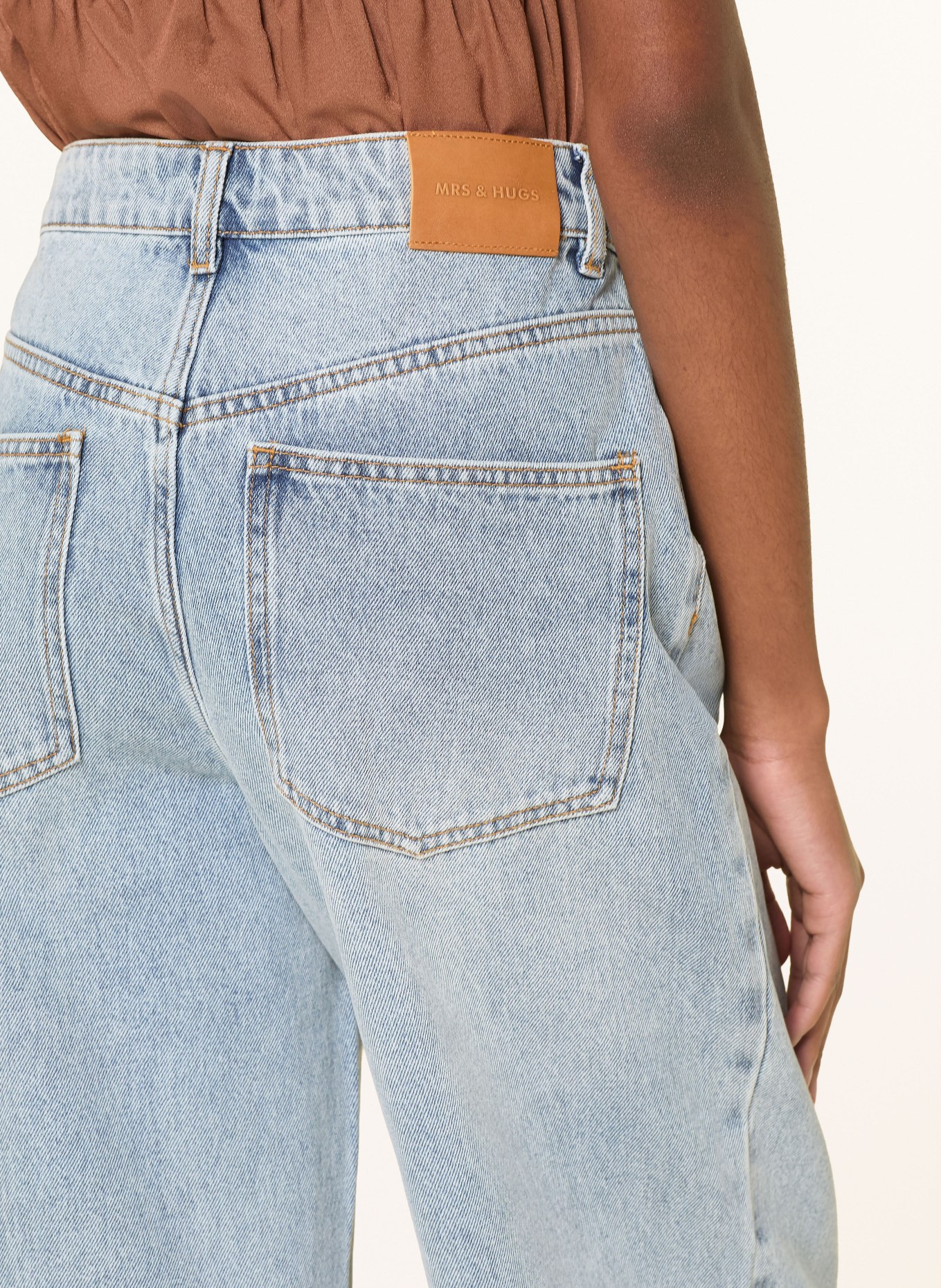 MRS & HUGS Wide Leg Jeans: MID BLUE