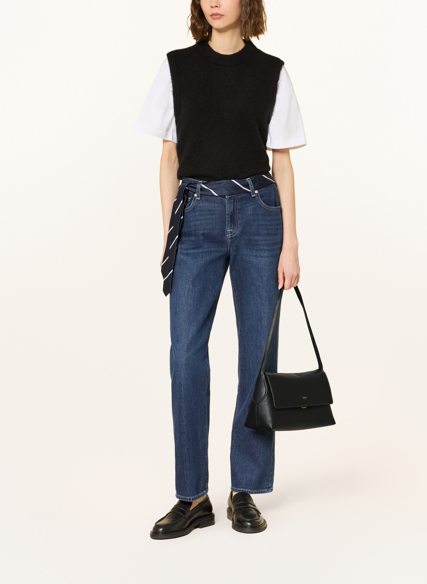 COACH shoulder bag: BLACK