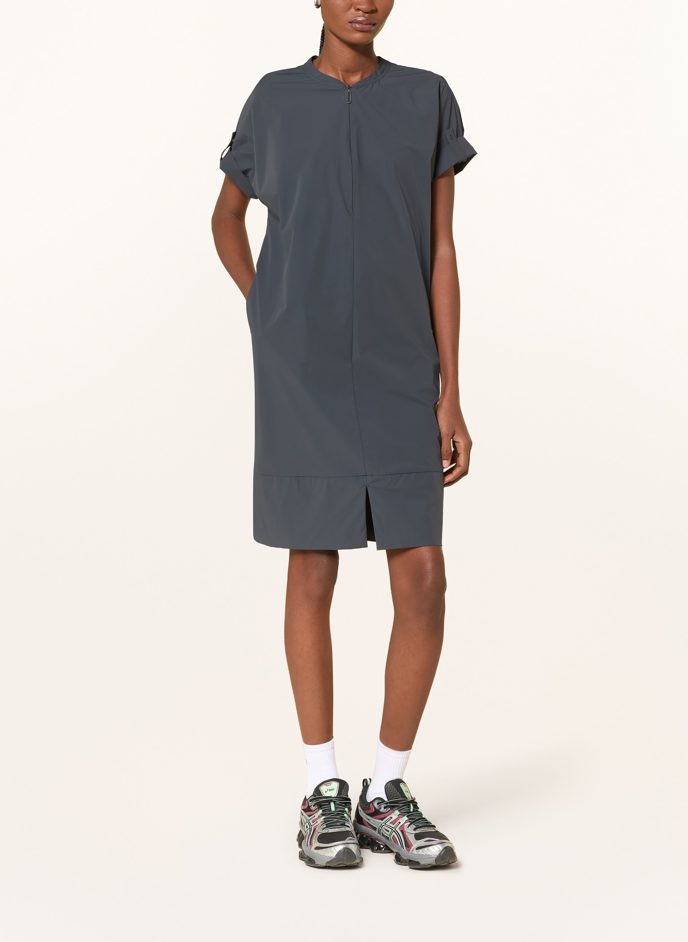 JEANNE BARET Oversized šaty SUMATRA: ČERNÁ