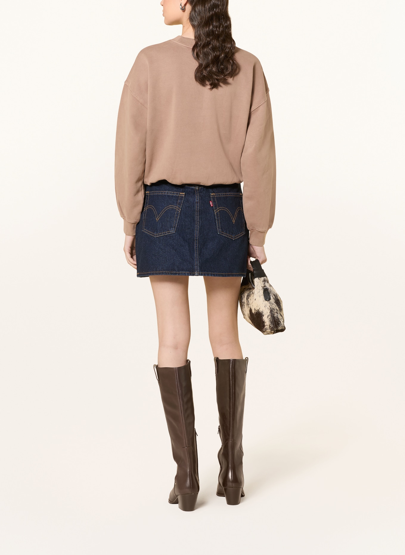 Levi's® sweatshirt: LIGHT BROWN