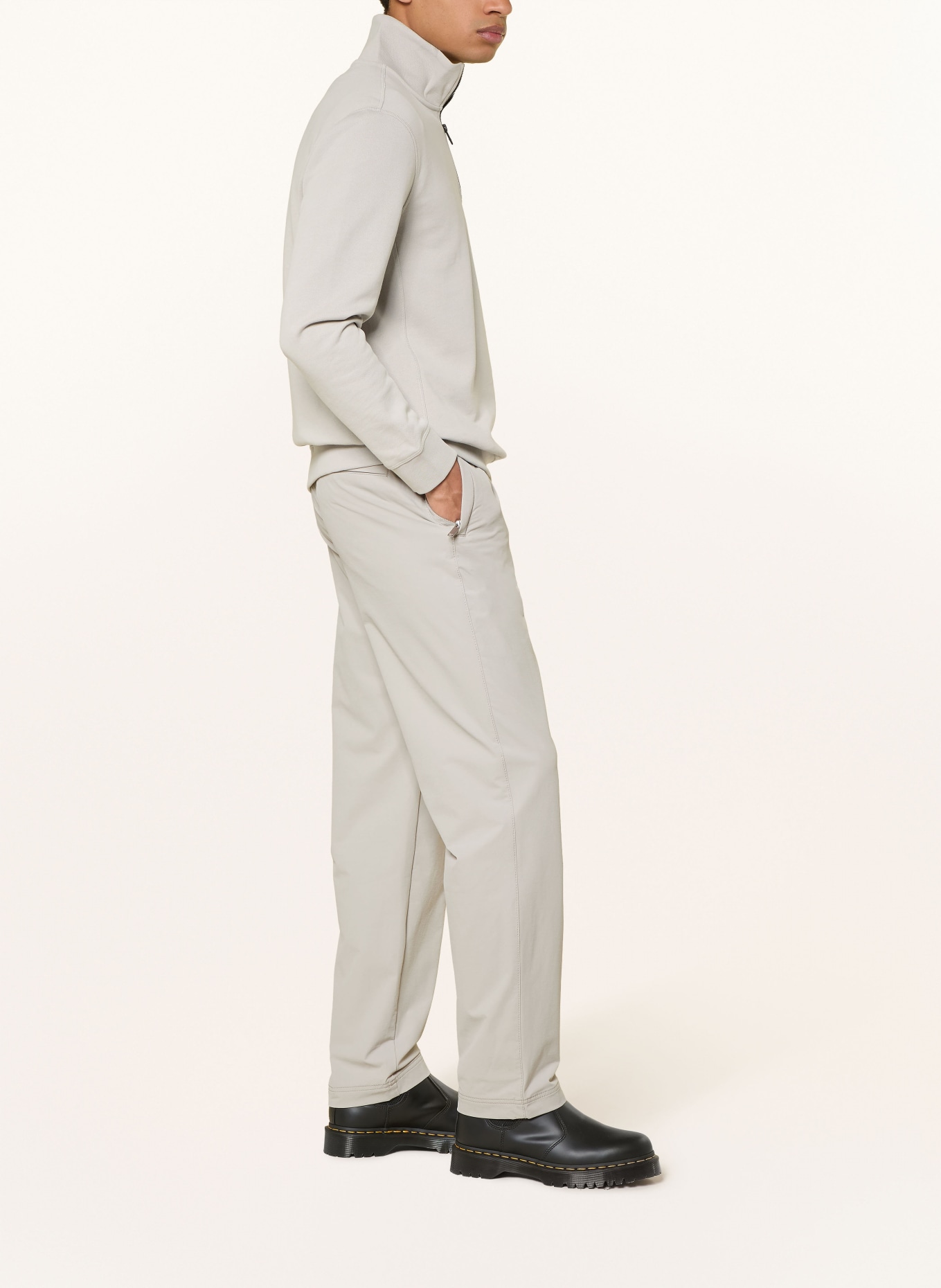 BOSS Chino Straight Tapered Fit: HELLGRAU